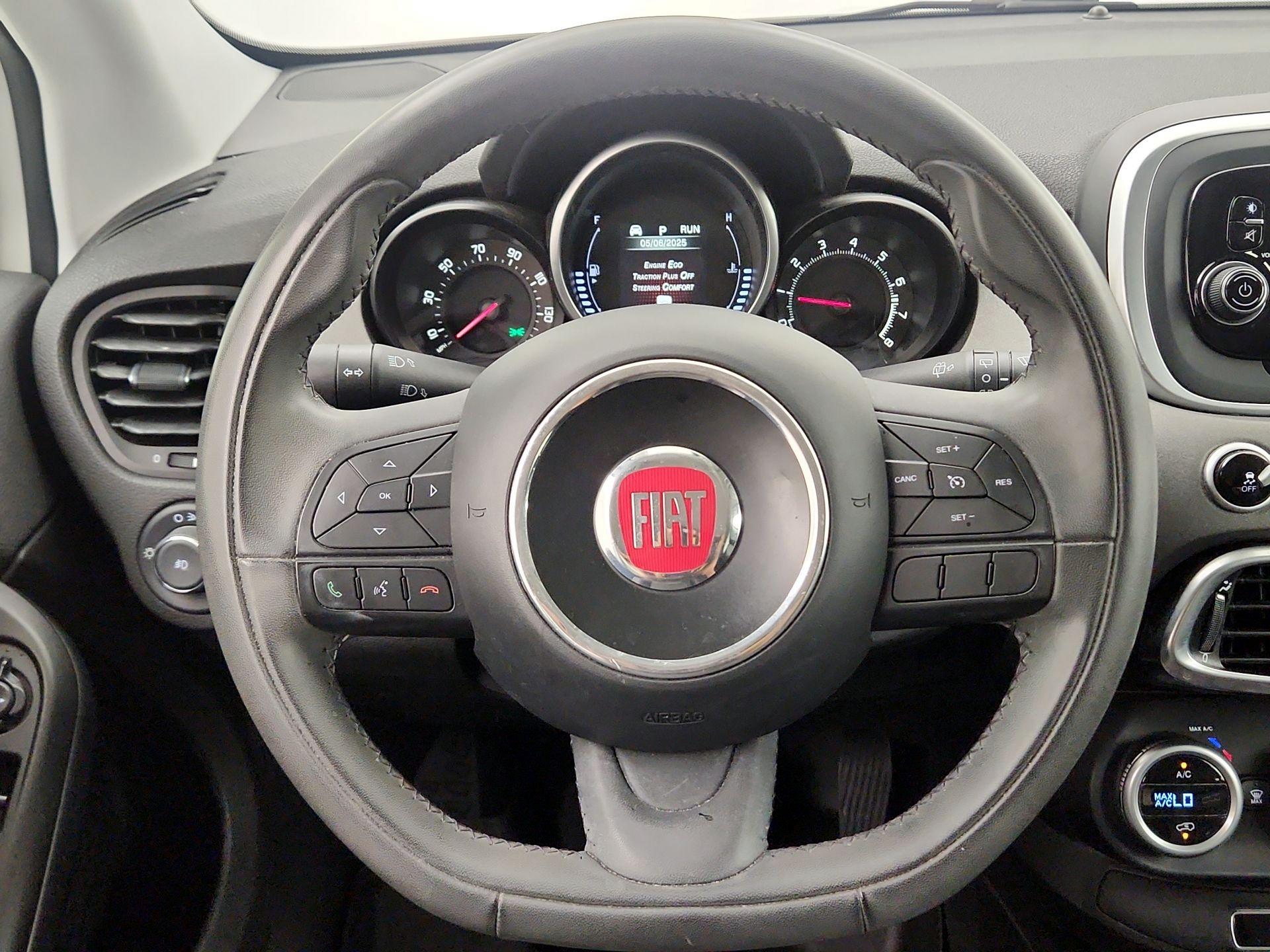 Thumbnail: 2017 Fiat 500X - 10