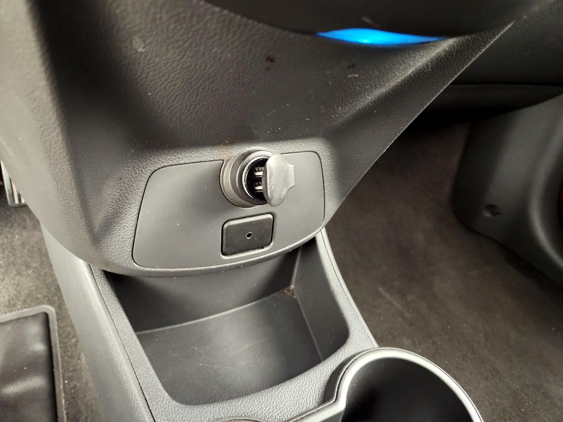 Thumbnail: 2014 Chevrolet Spark - 17