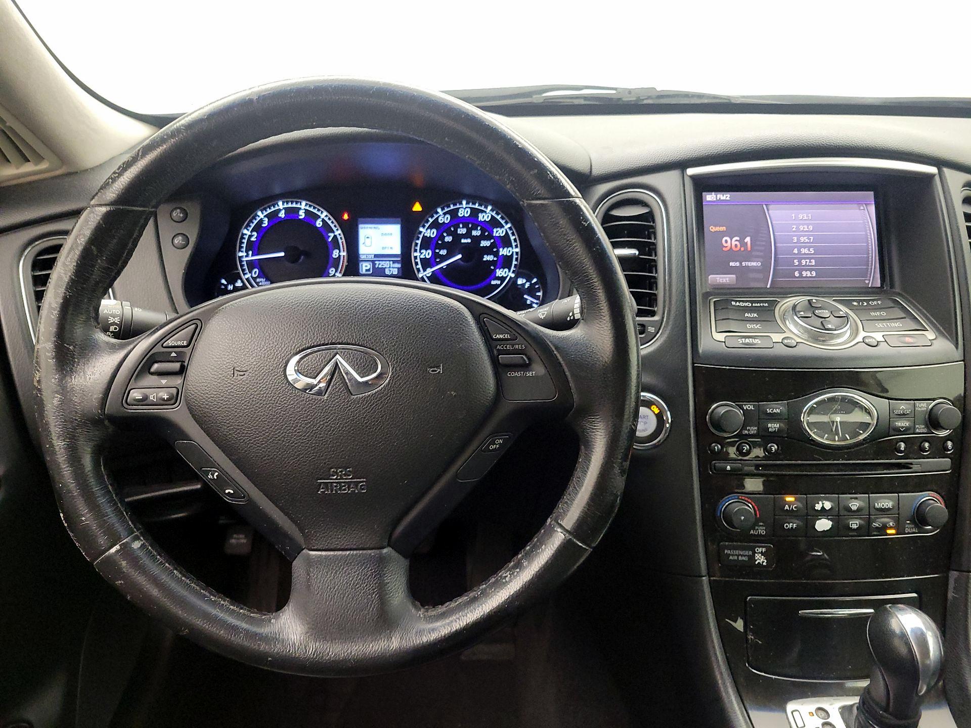 Thumbnail: 2016 INFINITI QX50 - 10