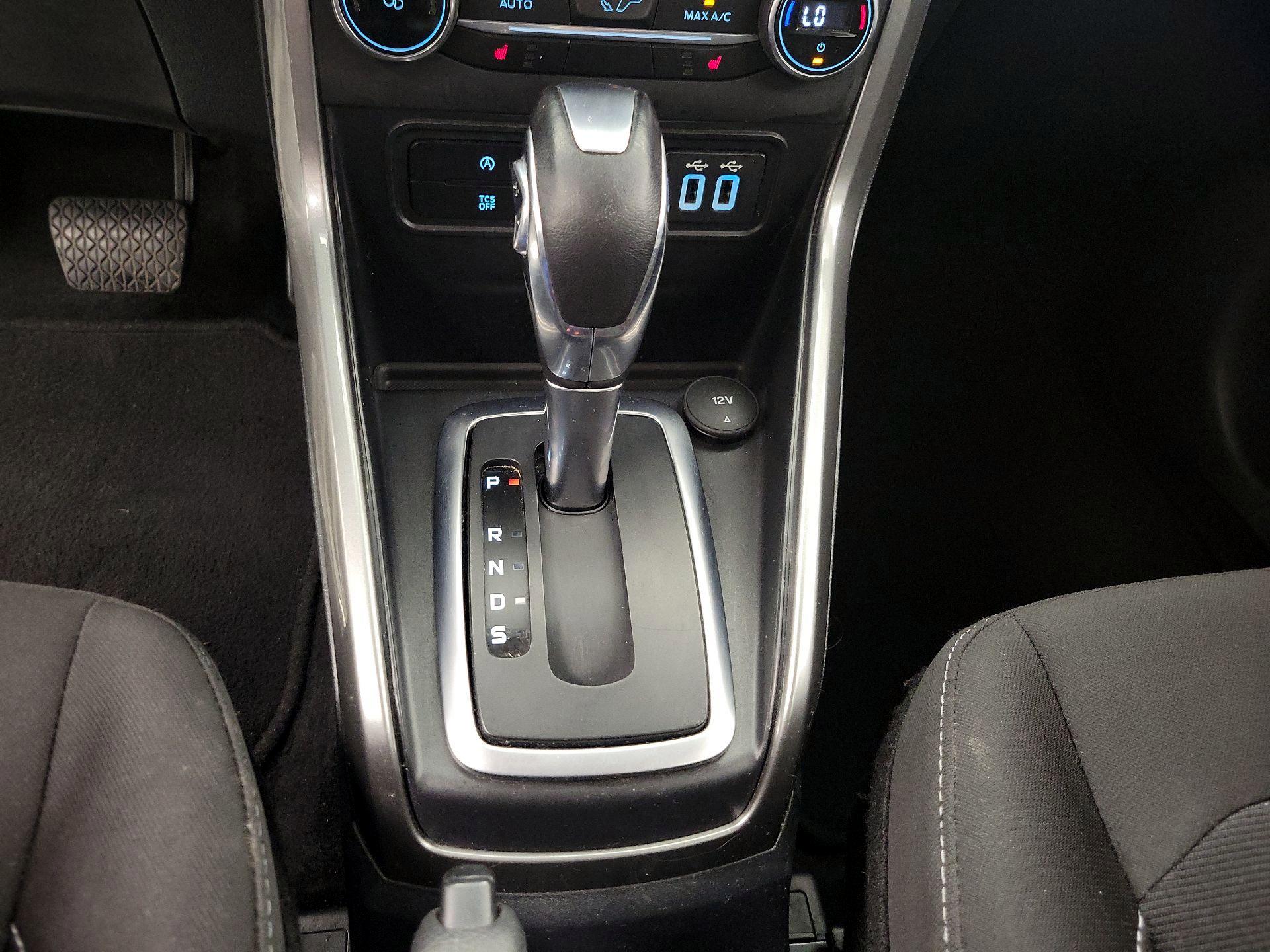 Thumbnail: 2018 Ford EcoSport - 18
