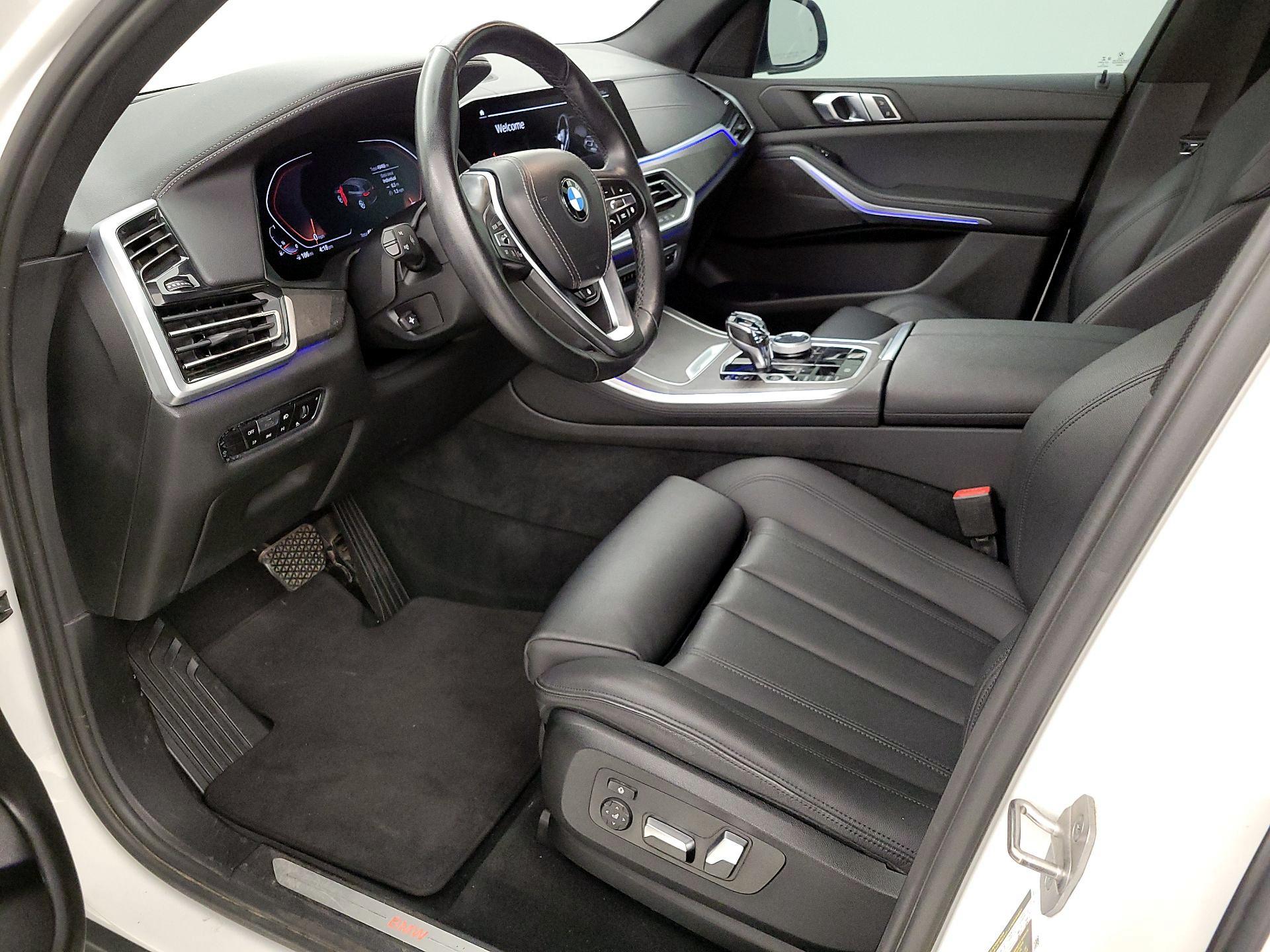 Thumbnail: 2022 BMW X5 - 11
