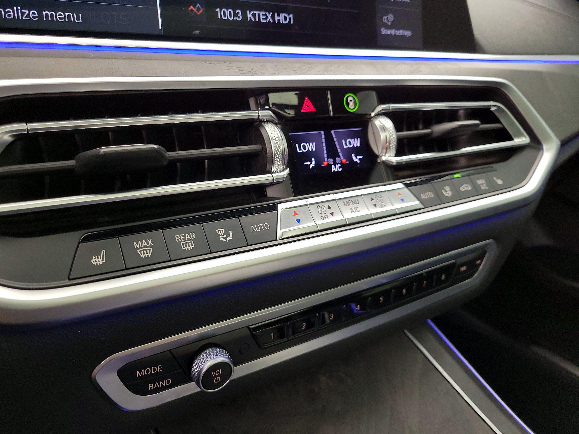 Thumbnail: 2022 BMW X5 - 17