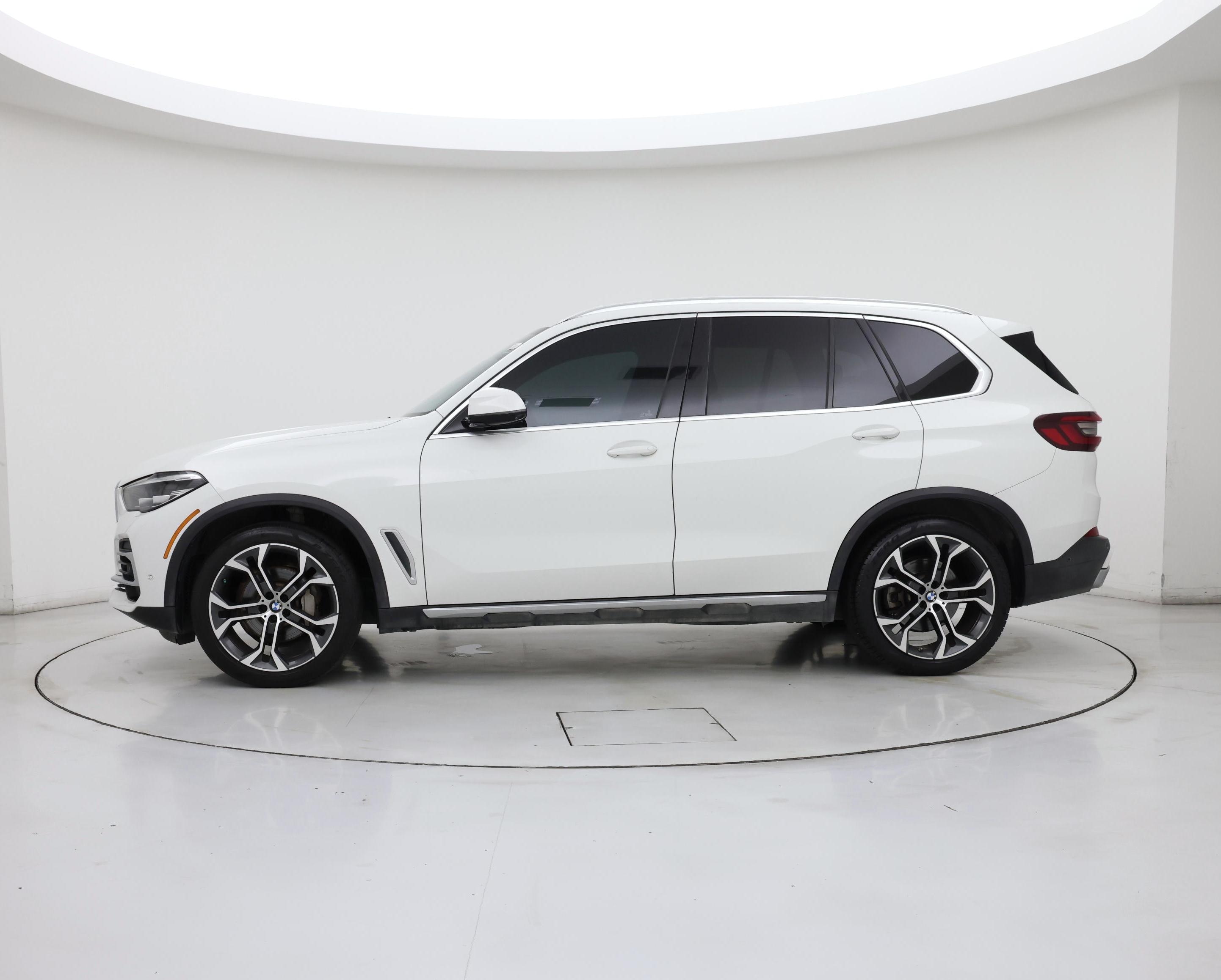 Thumbnail: 2022 BMW X5 - 3