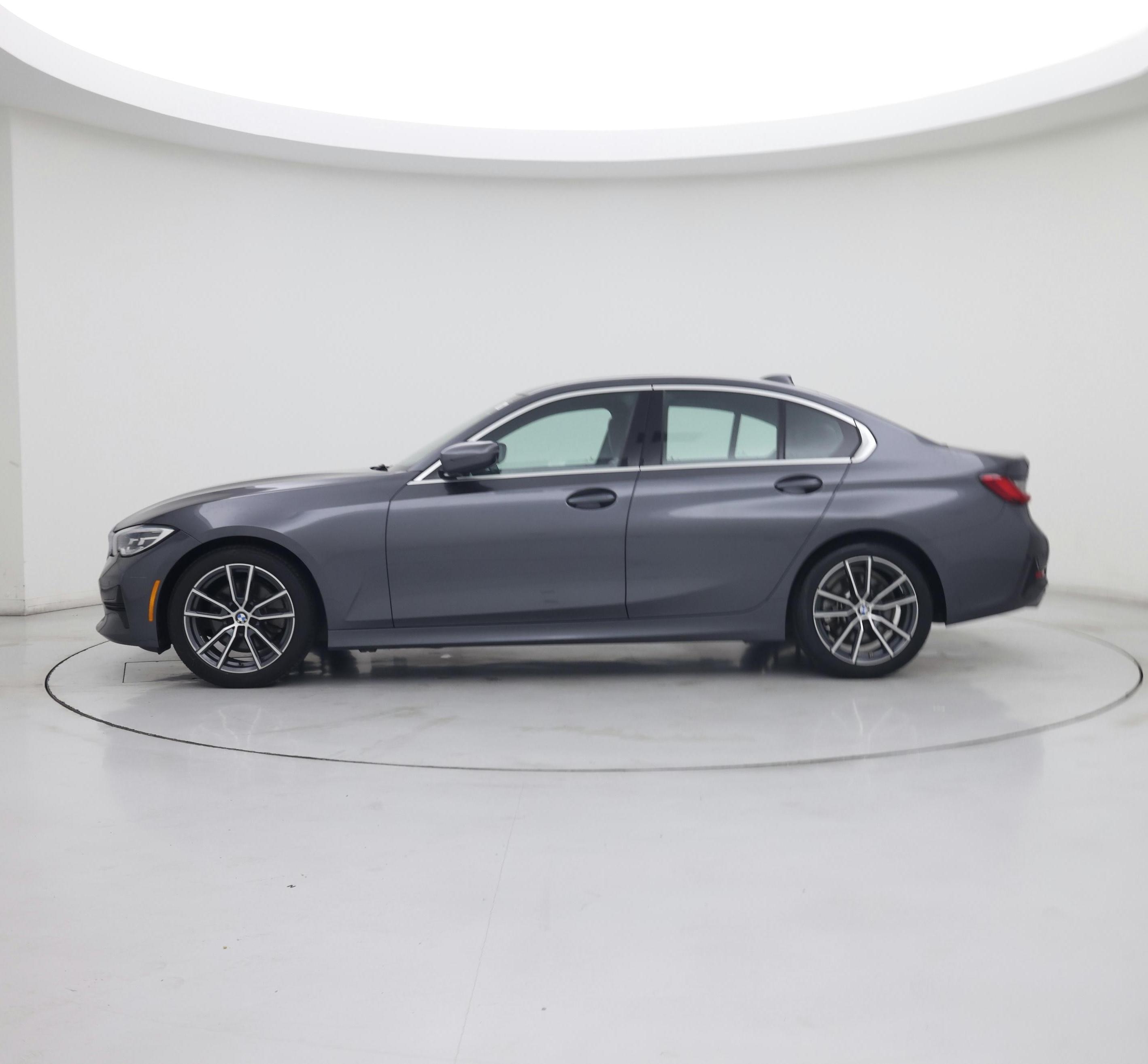 Thumbnail: 2019 BMW 3 Series - 3
