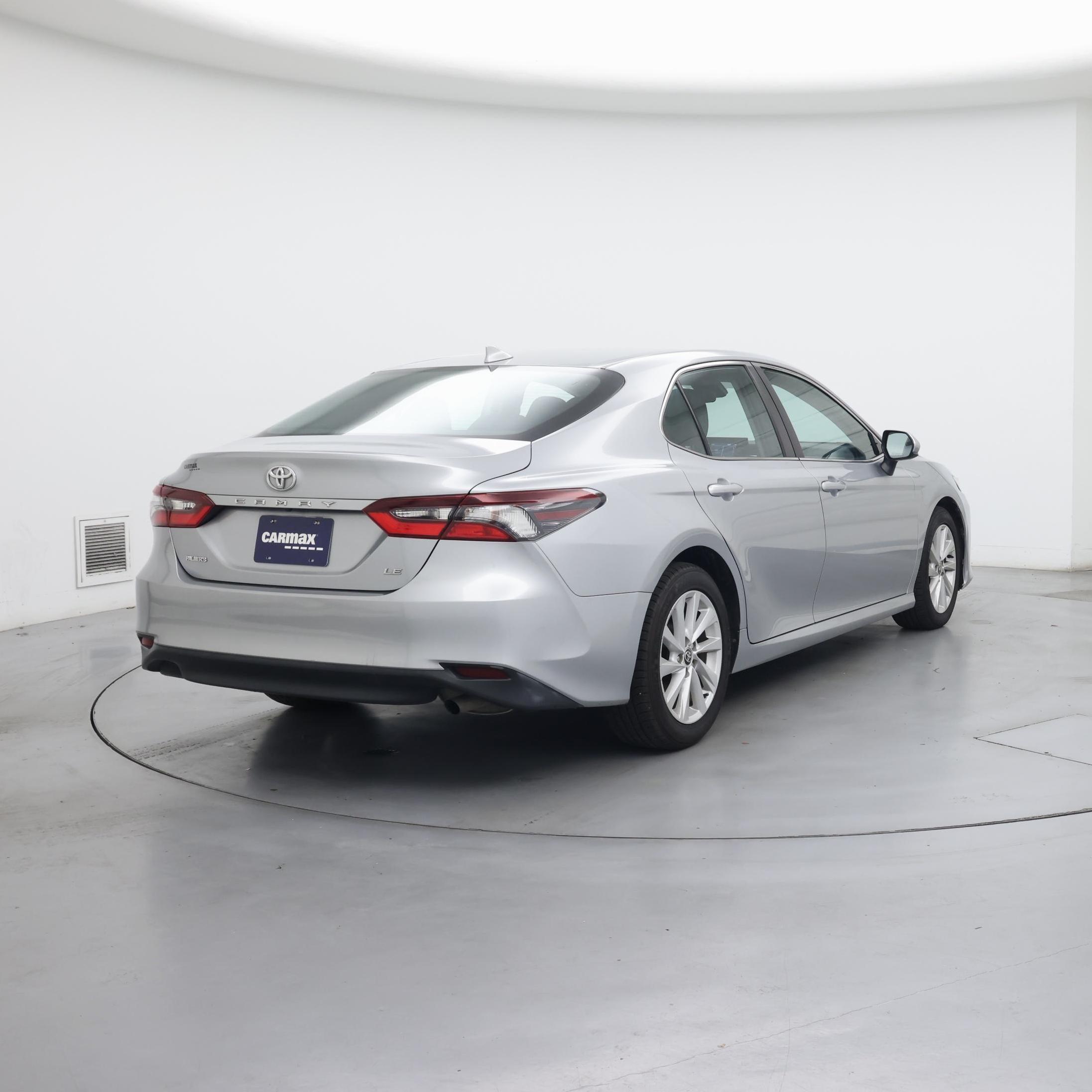 Thumbnail: 2022 Toyota Camry - 8