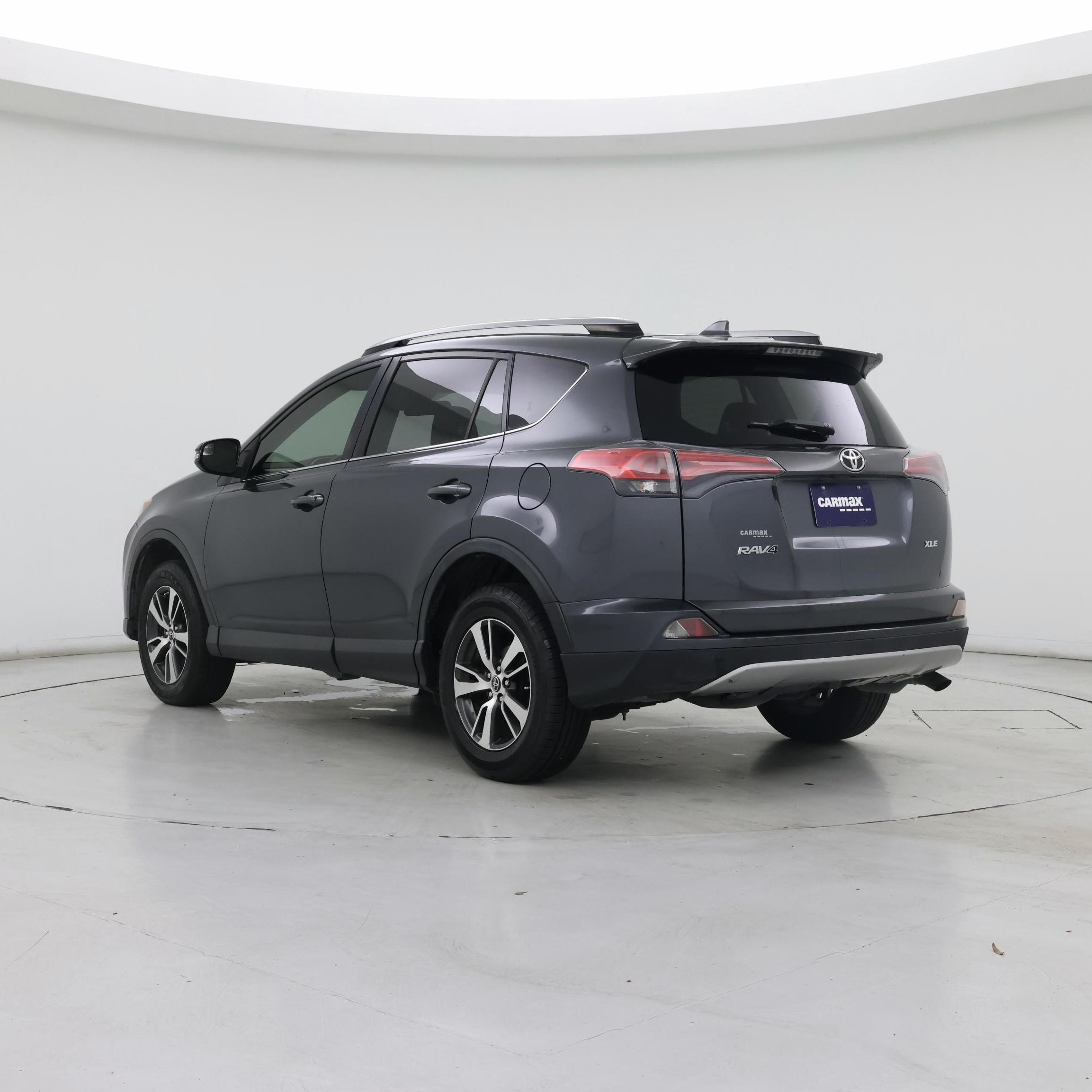 Thumbnail: 2017 Toyota RAV4 - 2