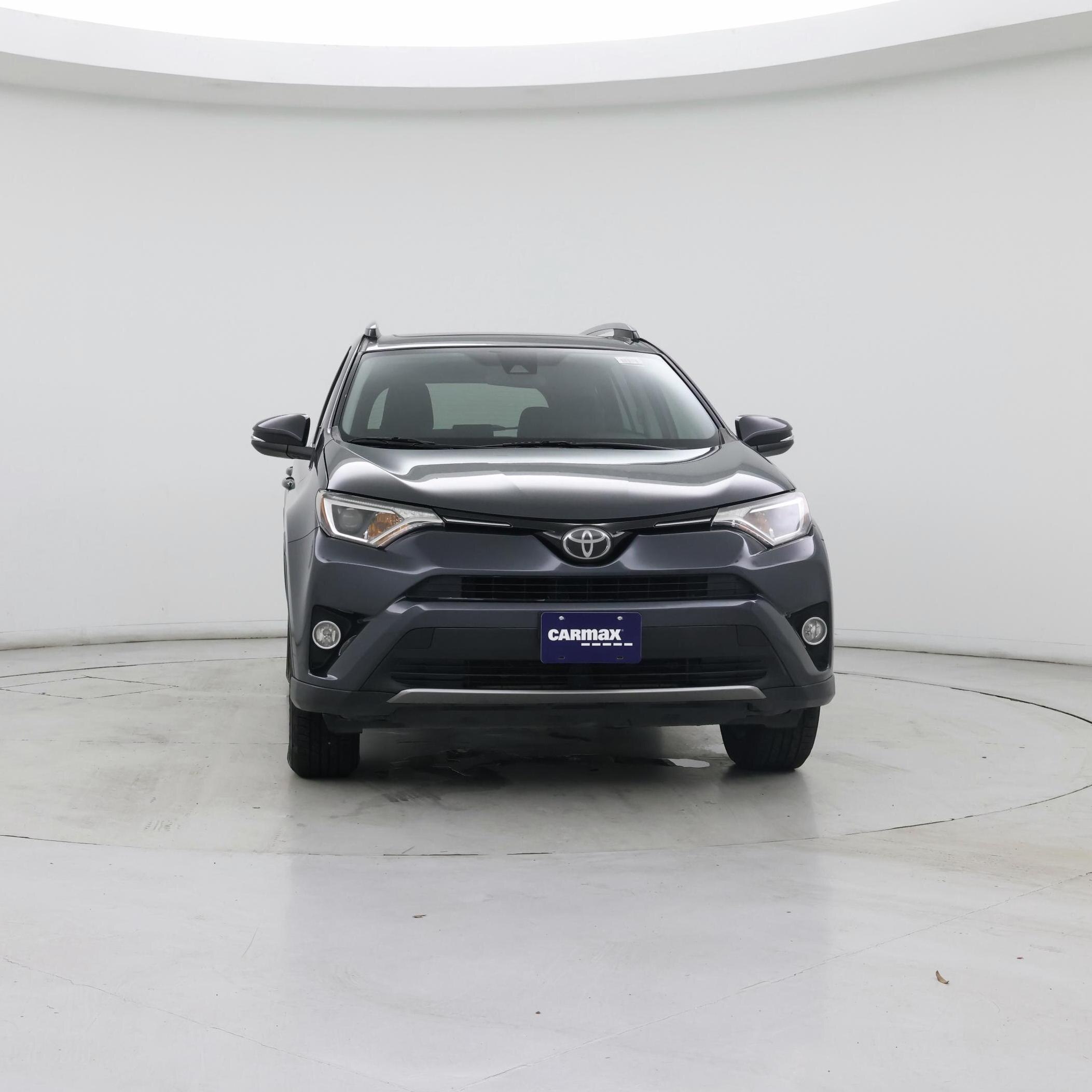 Thumbnail: 2017 Toyota RAV4 - 5