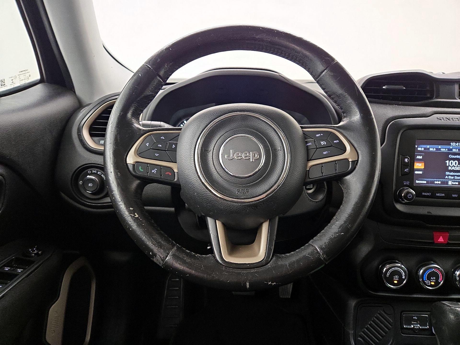 Thumbnail: 2017 Jeep Renegade - 10