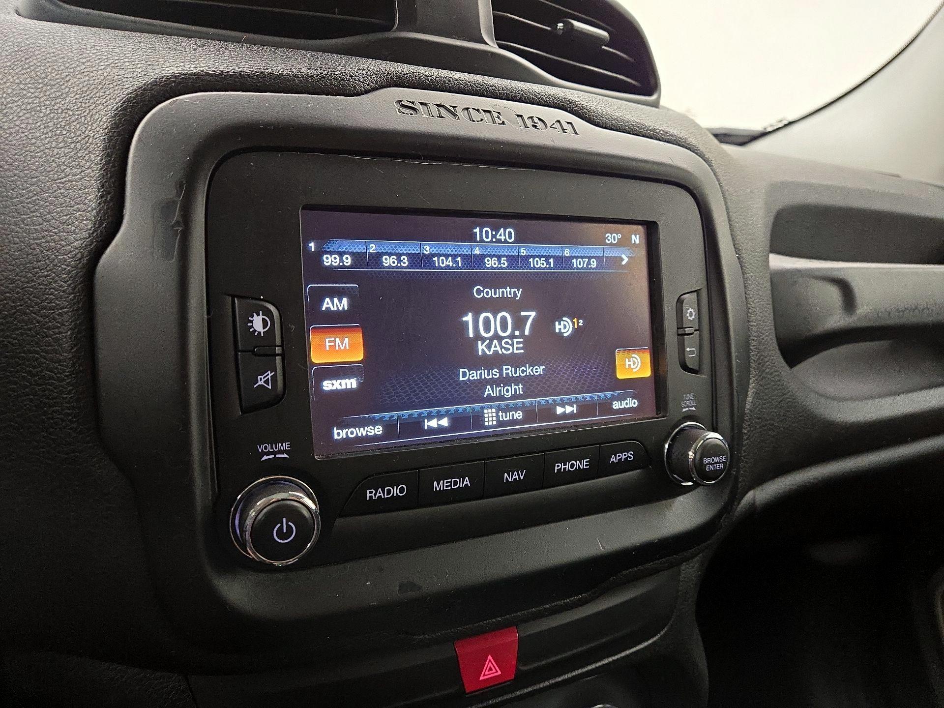 Thumbnail: 2017 Jeep Renegade - 15