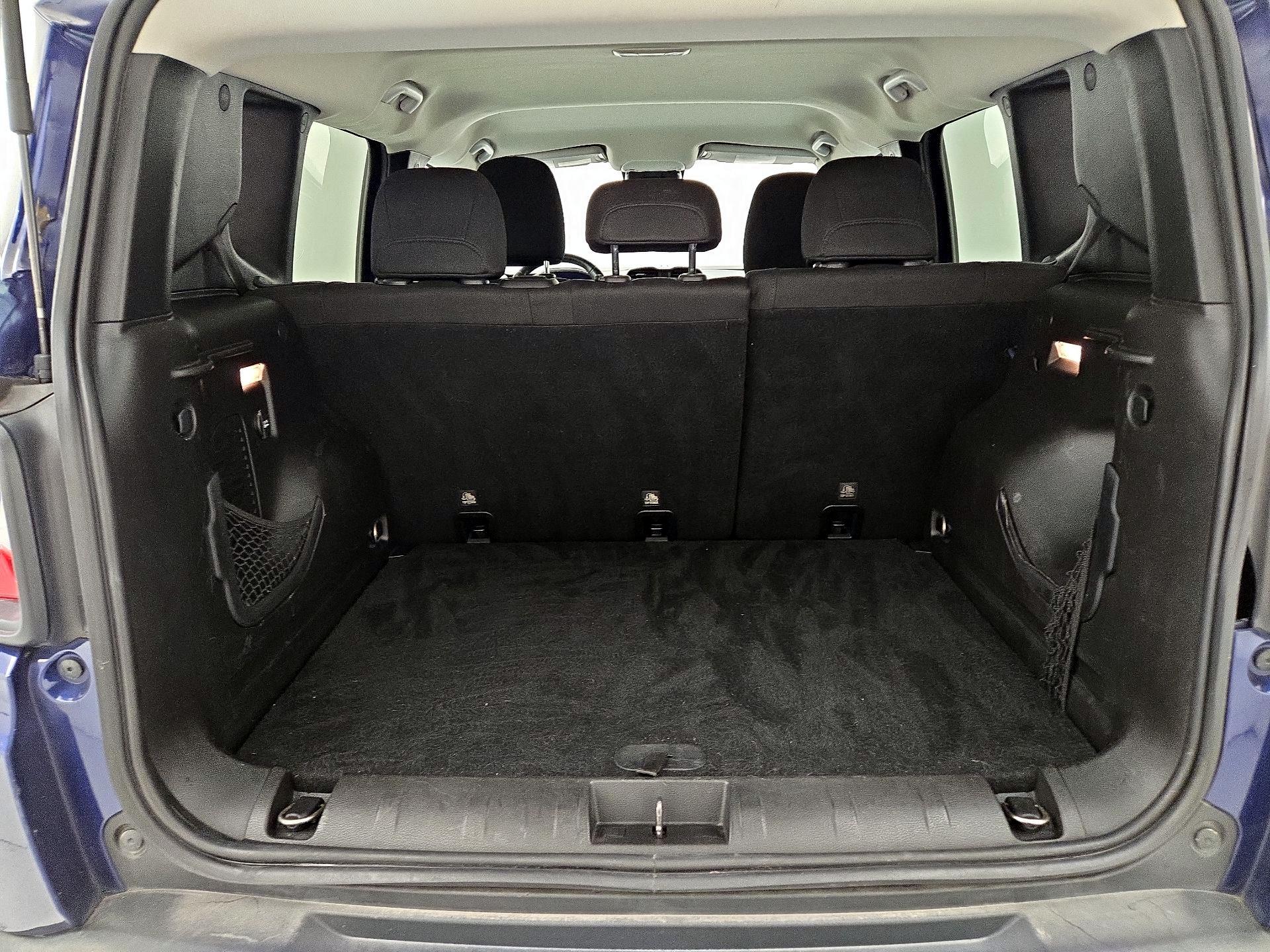 Thumbnail: 2017 Jeep Renegade - 20