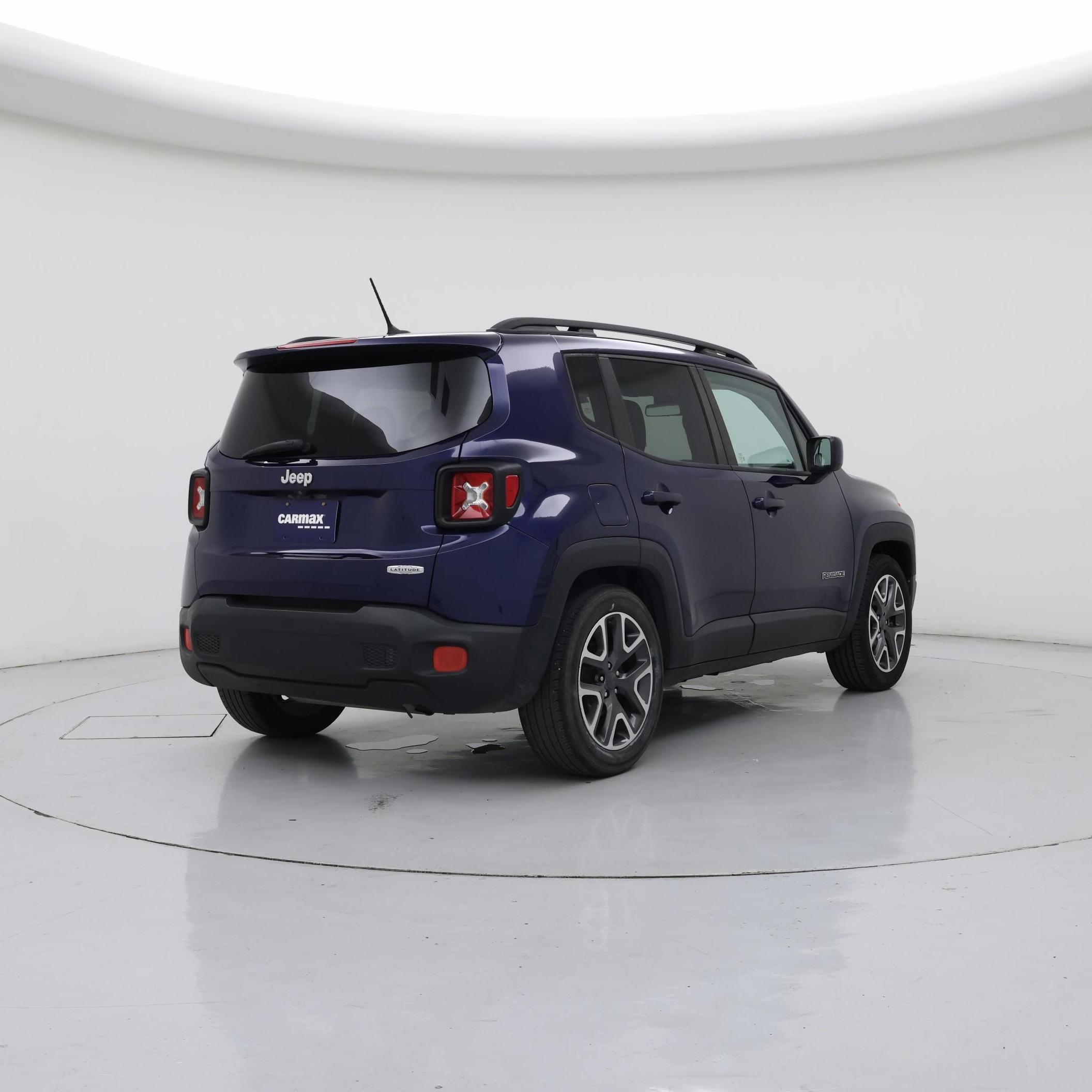 Thumbnail: 2017 Jeep Renegade - 8