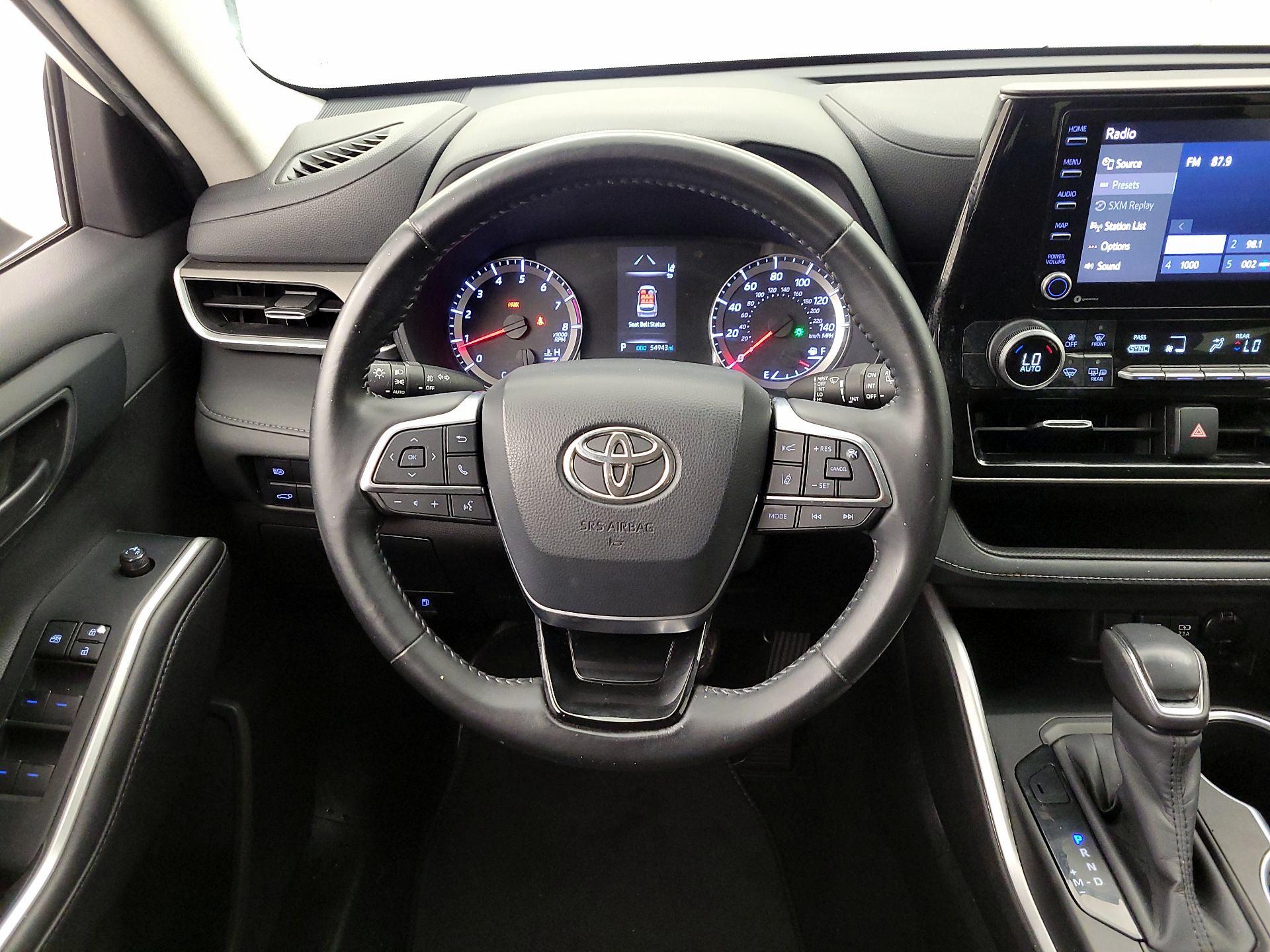 Thumbnail: 2020 Toyota Highlander - 10