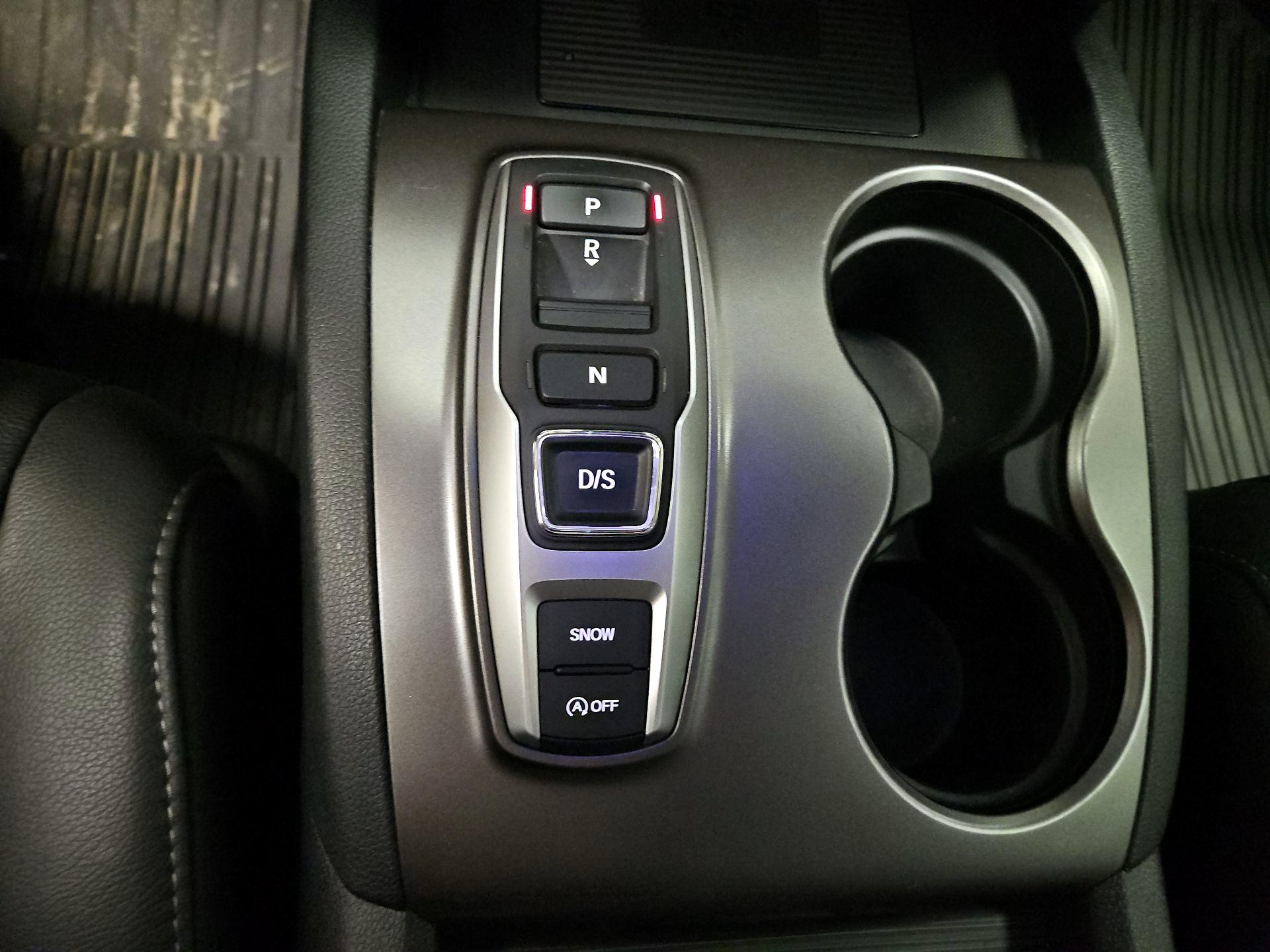 Thumbnail: 2022 Honda Pilot - 17