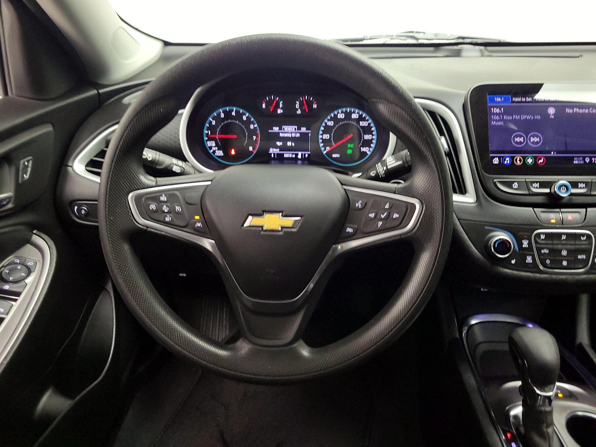 Thumbnail: 2023 Chevrolet Malibu - 10