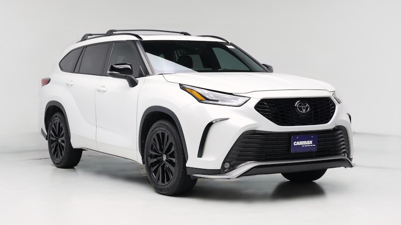 2023 Toyota Highlander XSE Hero Image