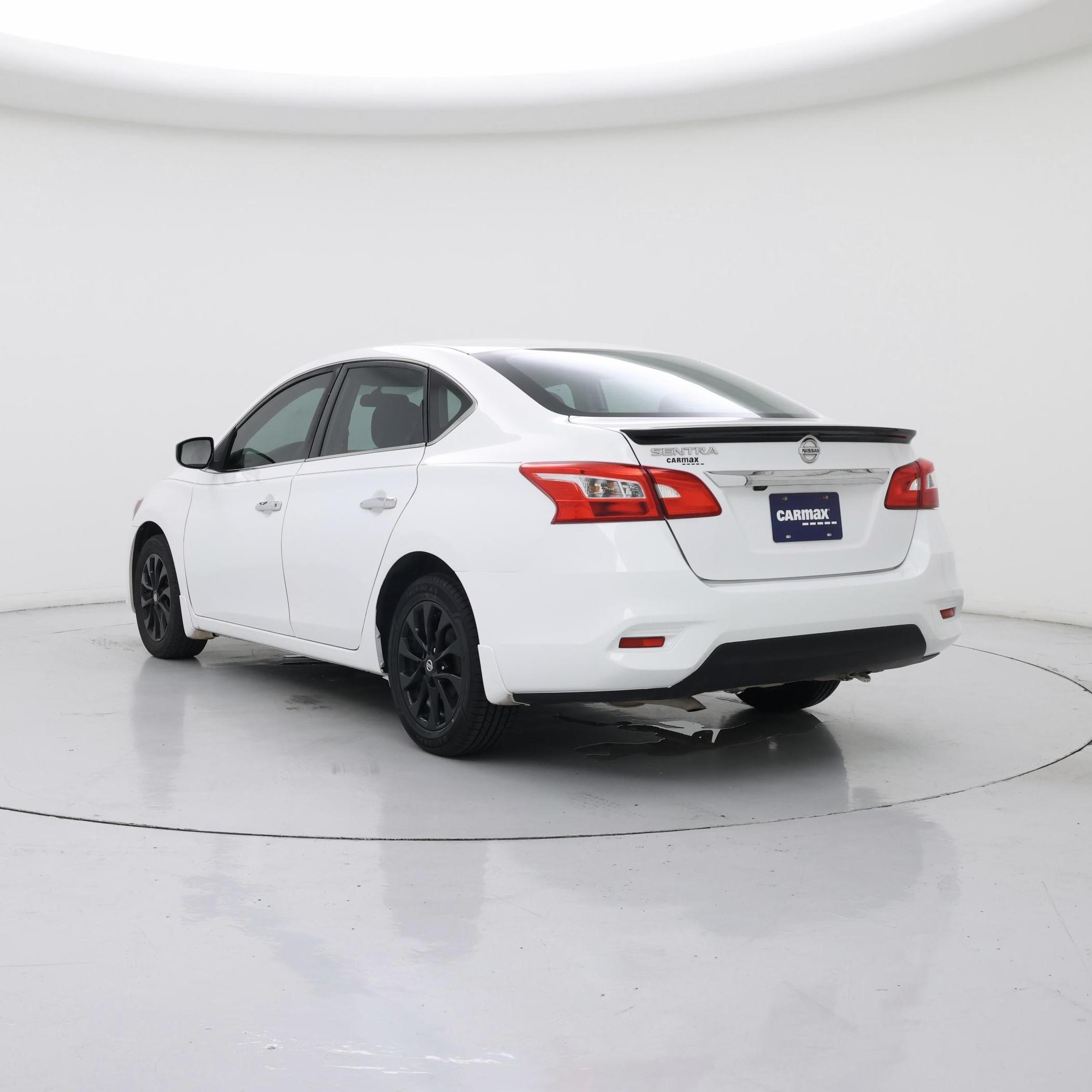 Thumbnail: 2018 Nissan Sentra - 2