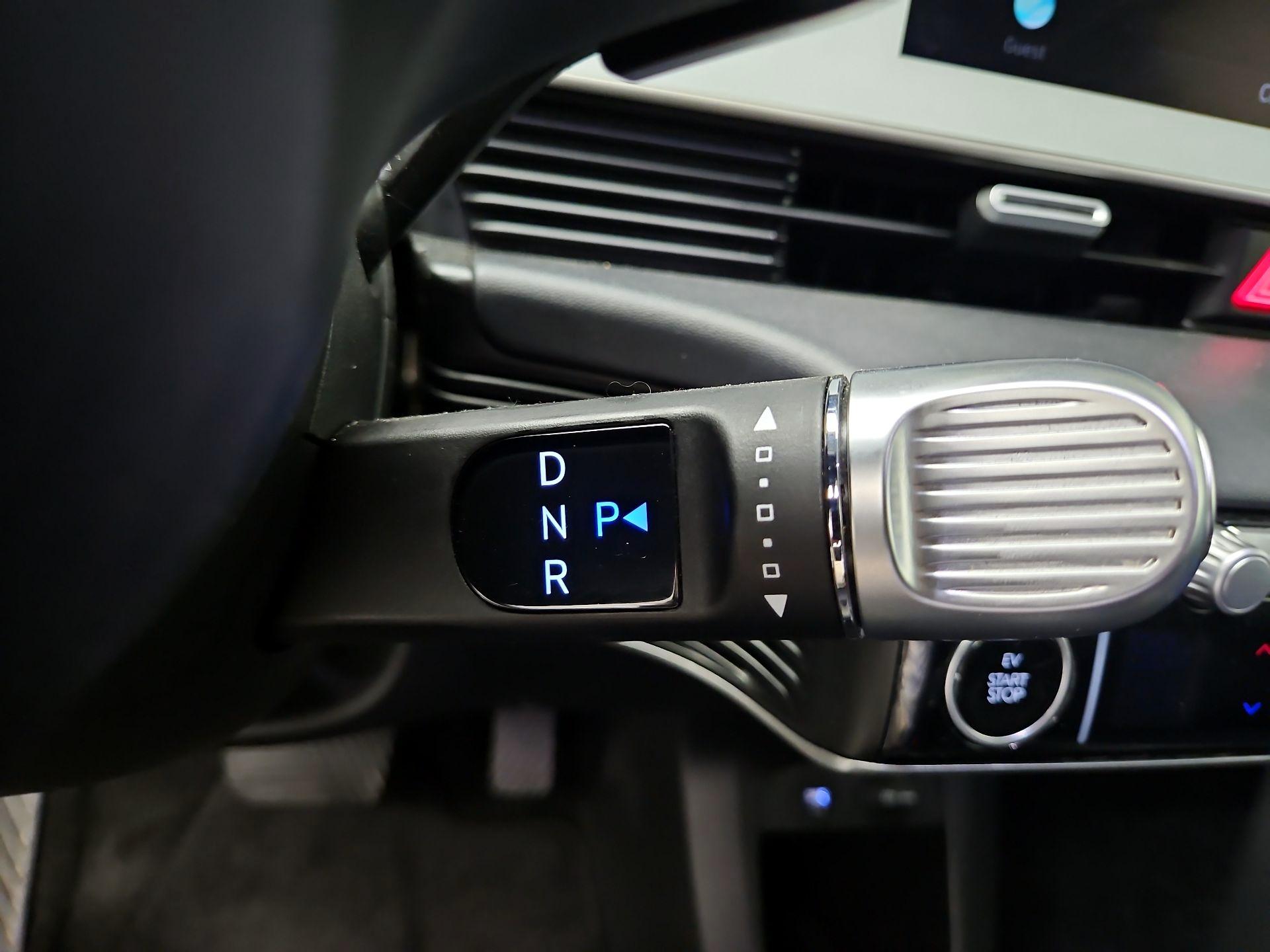 Thumbnail: 2023 Hyundai Ioniq 5 - 15