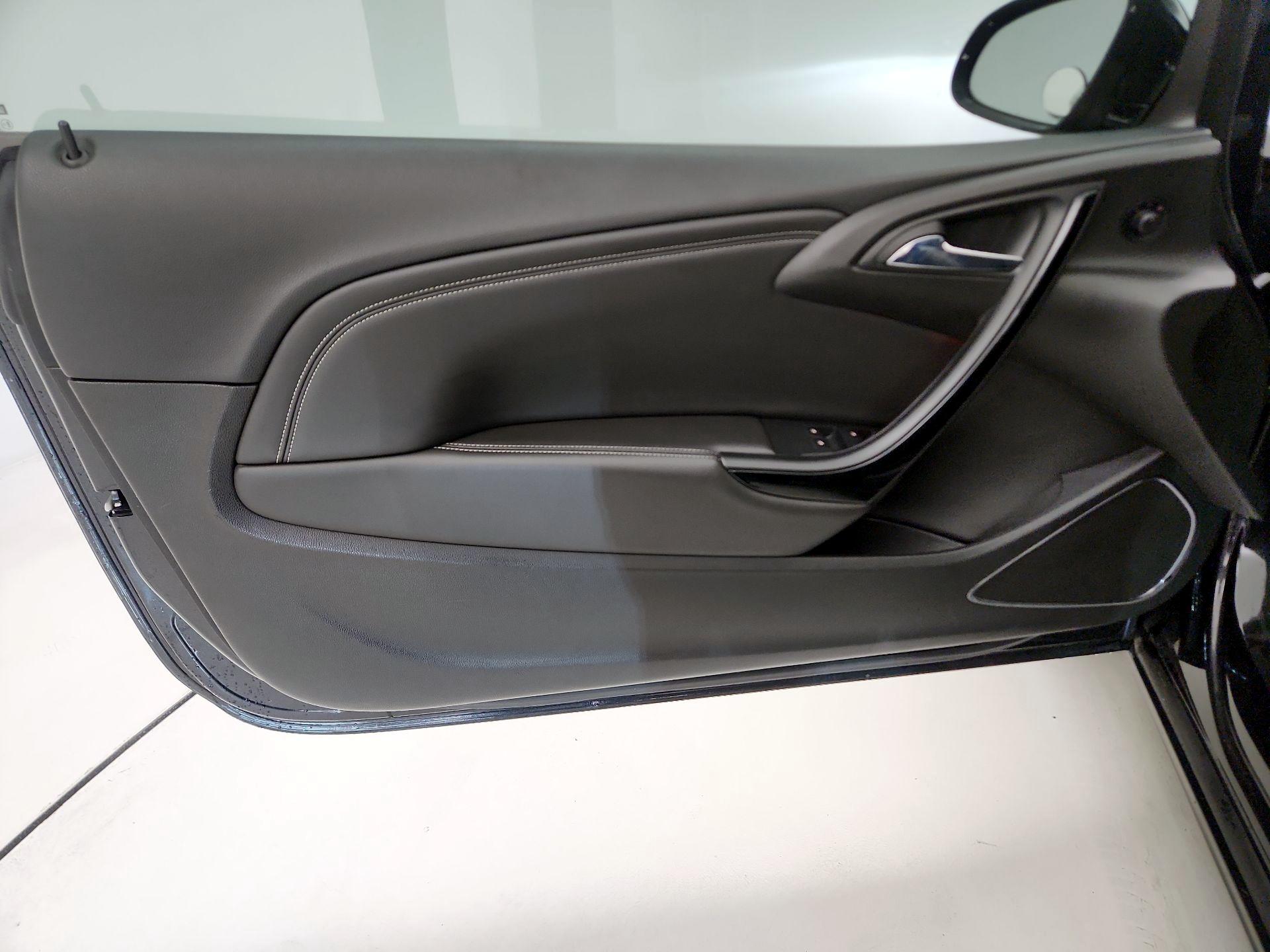 Thumbnail: 2016 Buick Cascada - 12