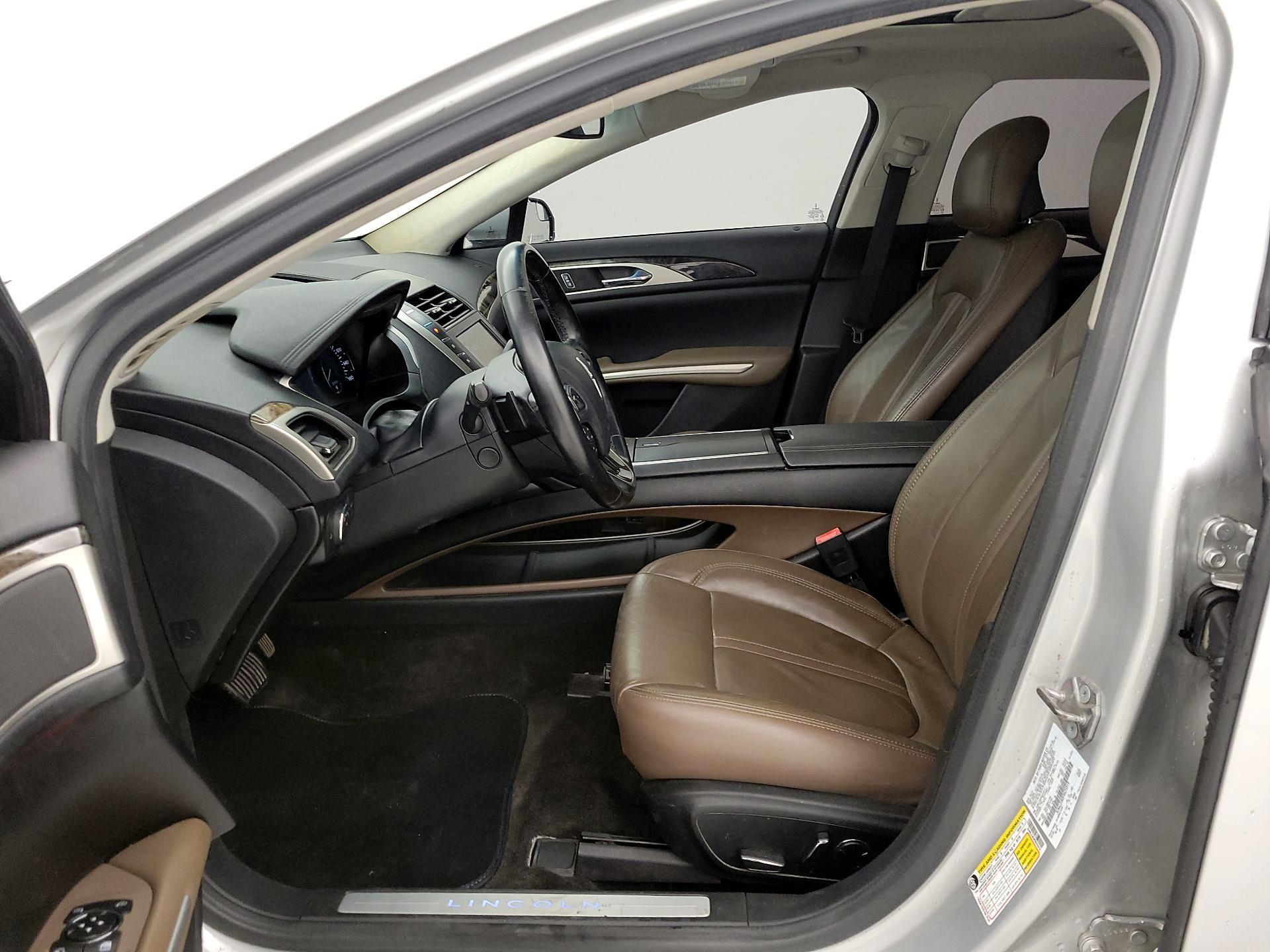 Thumbnail: 2015 Lincoln MKZ - 11
