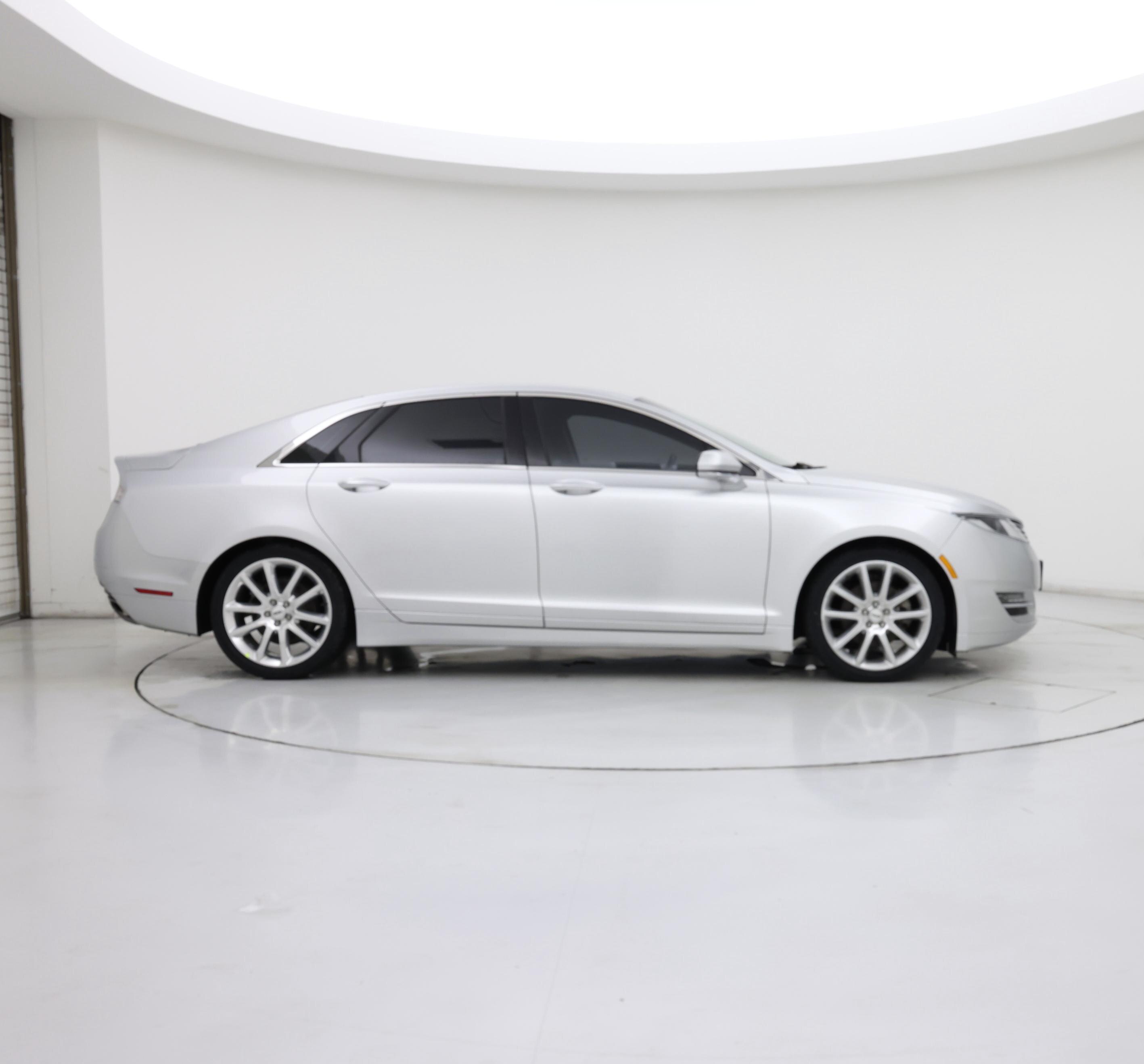 Thumbnail: 2015 Lincoln MKZ - 7