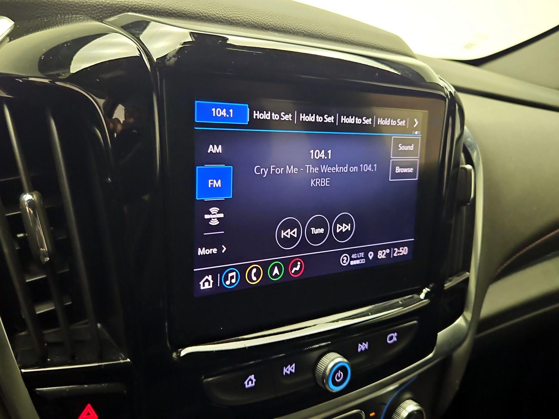 Thumbnail: 2023 Chevrolet Traverse - 16