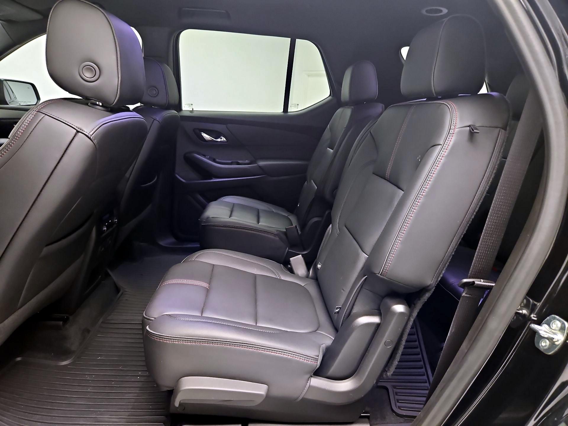 Thumbnail: 2023 Chevrolet Traverse - 20