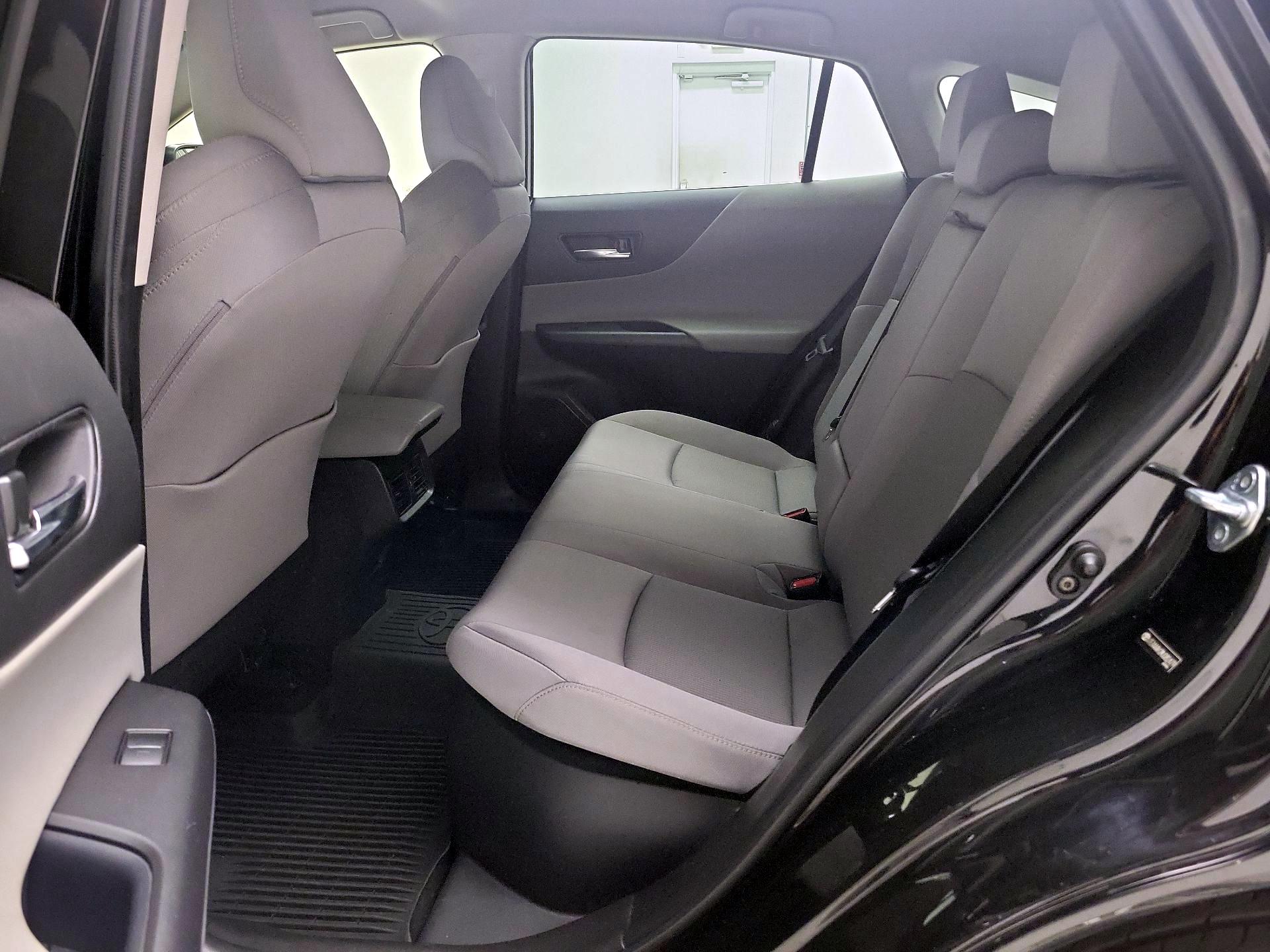 Thumbnail: 2021 Toyota Venza - 19