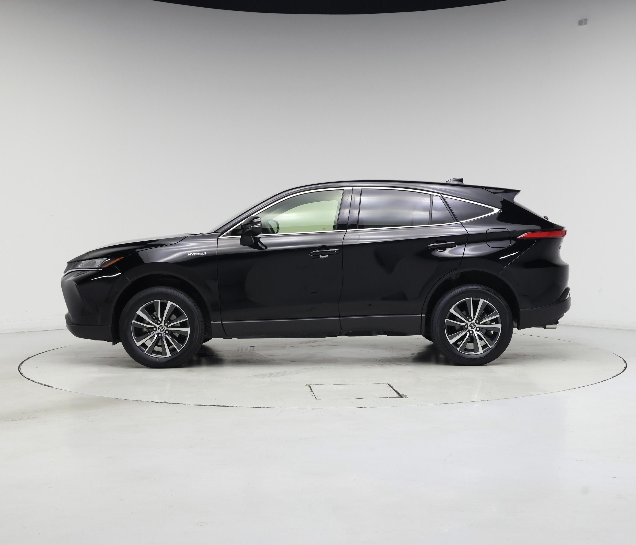 Thumbnail: 2021 Toyota Venza - 3
