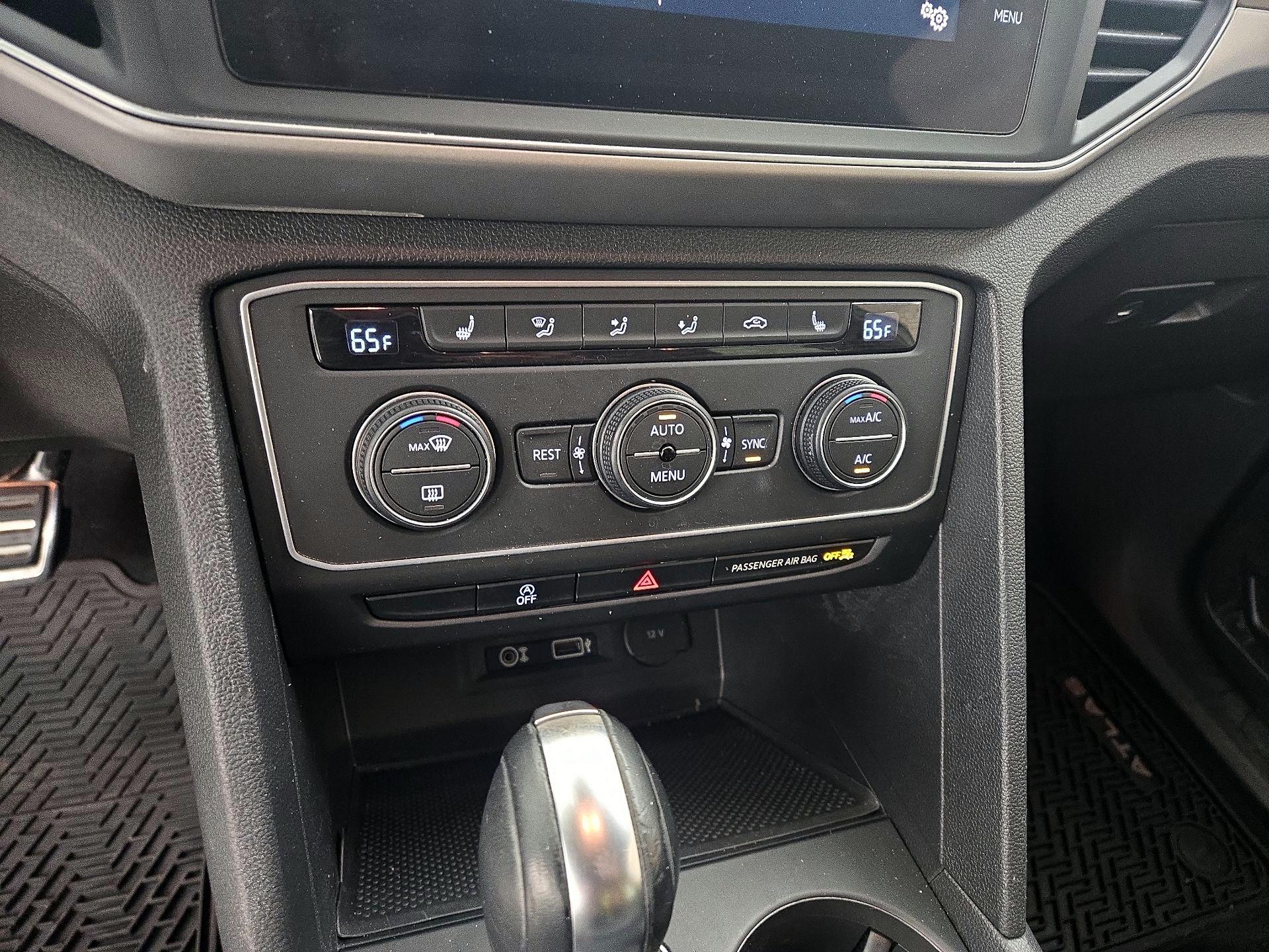 Thumbnail: 2019 Volkswagen Atlas - 16