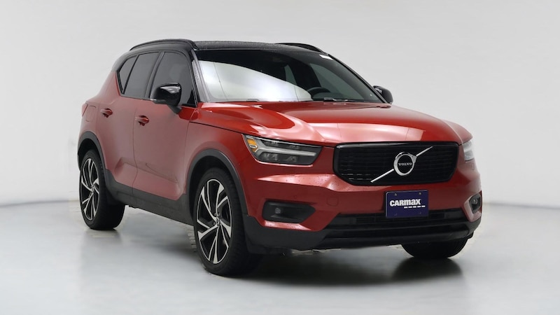 2022 Volvo XC40 T4 R-Design Hero Image