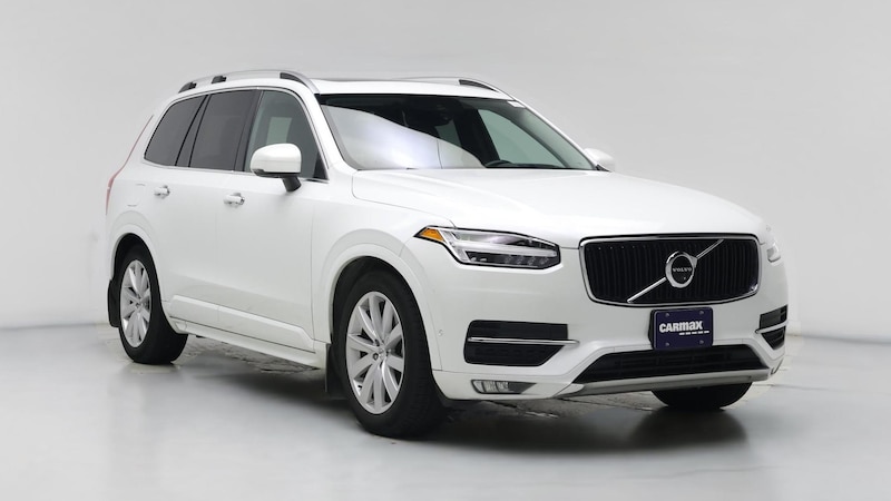 2017 Volvo XC90 T6 Momentum Hero Image