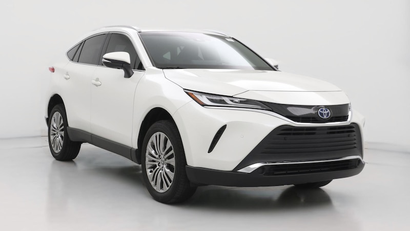 2022 Toyota Venza XLE Hero Image