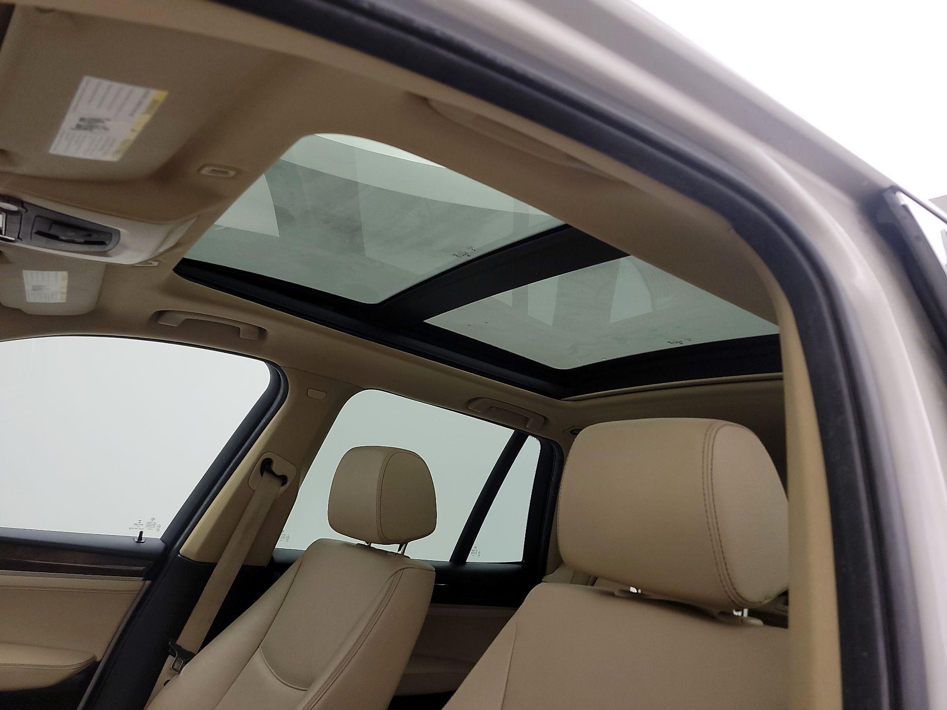 Thumbnail: 2017 BMW X3 - 19