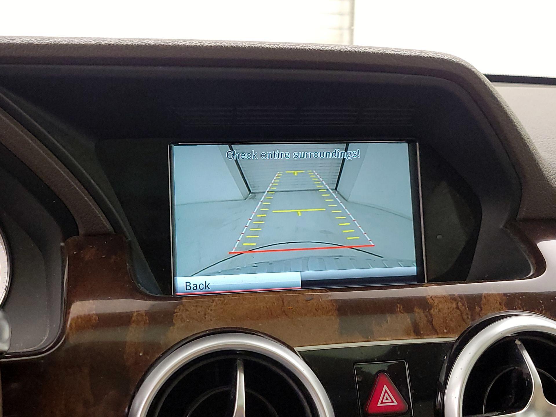 Thumbnail: 2015 Mercedes-Benz GLK - 14