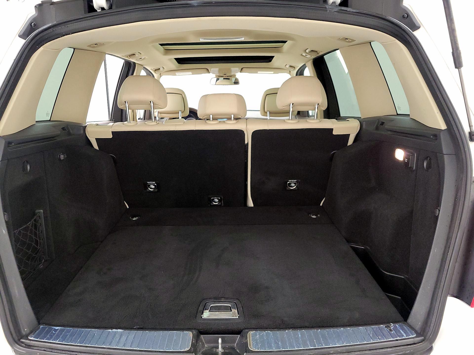Thumbnail: 2015 Mercedes-Benz GLK - 20