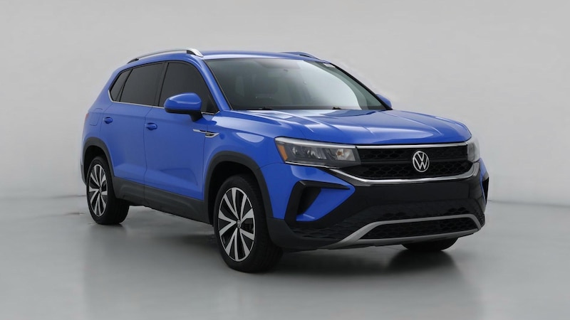 2022 Volkswagen Taos SE Hero Image