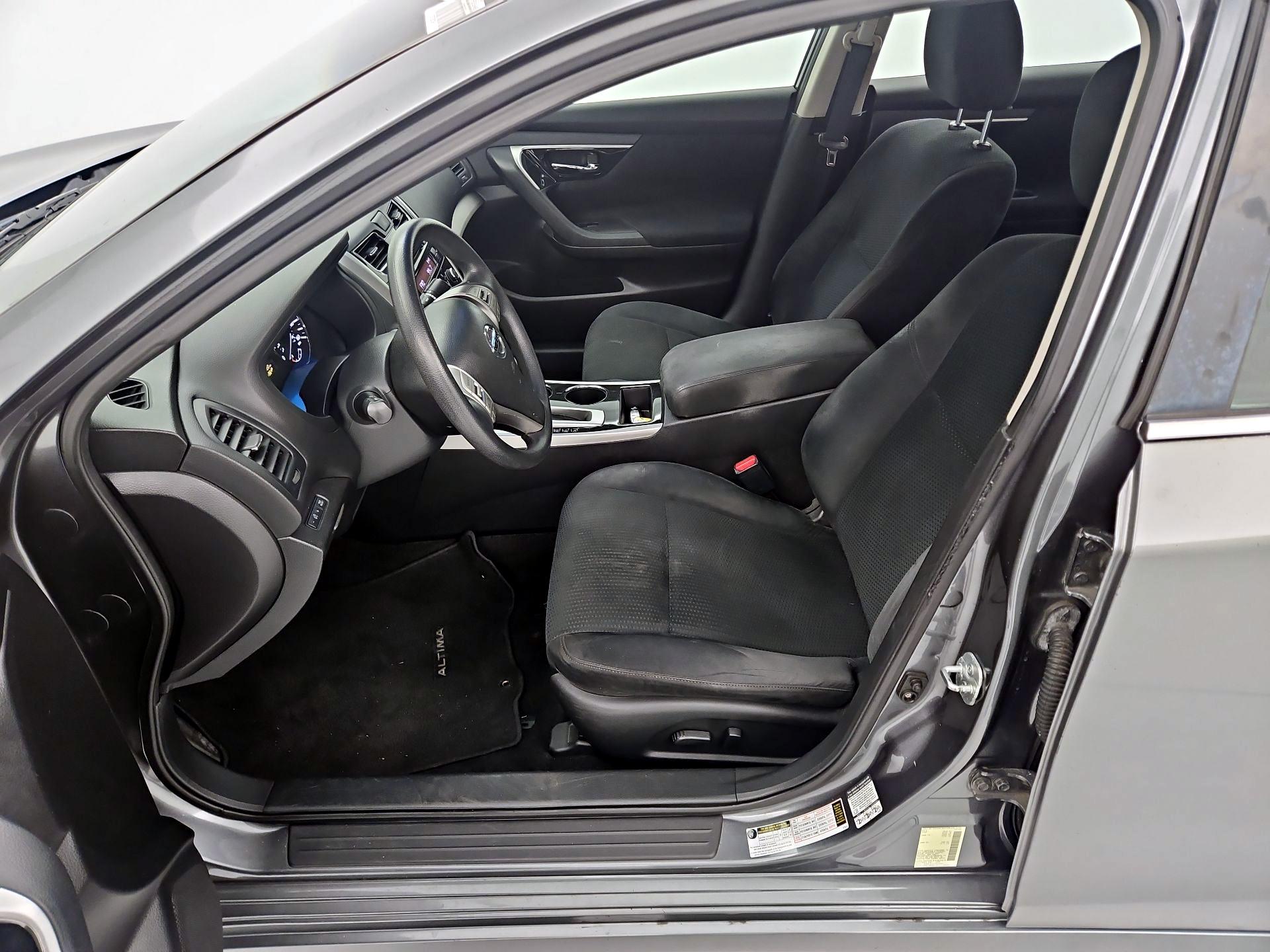 Thumbnail: 2014 Nissan Altima - 11