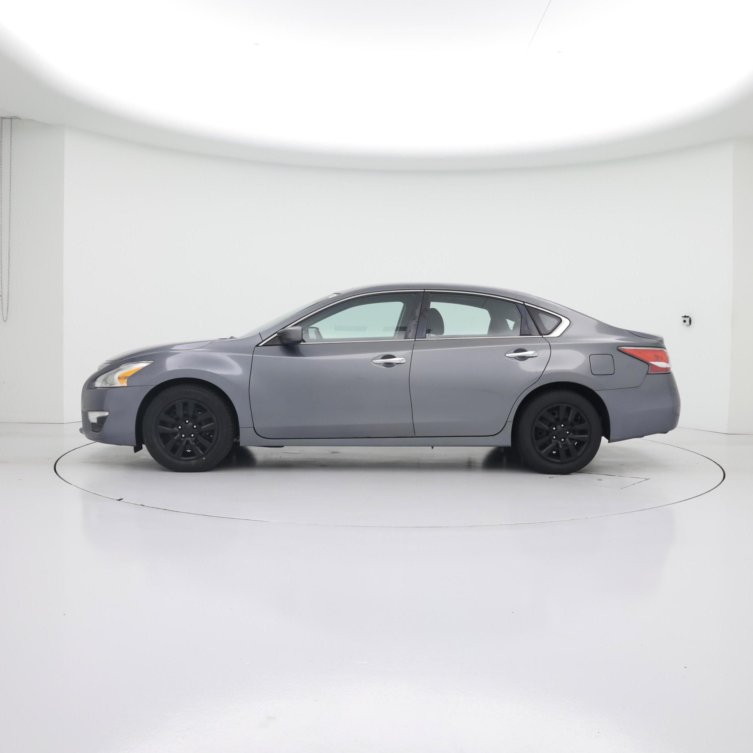 Thumbnail: 2014 Nissan Altima - 3