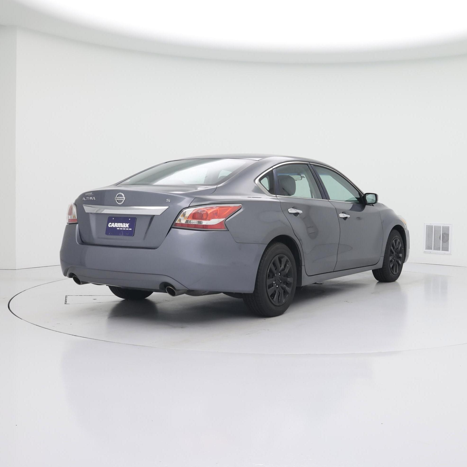 Thumbnail: 2014 Nissan Altima - 8
