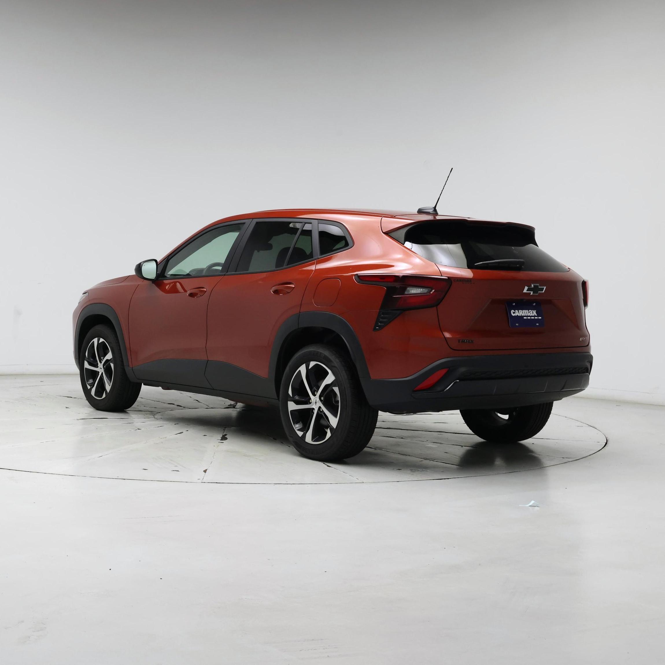 Thumbnail: 2024 Chevrolet Trax - 2