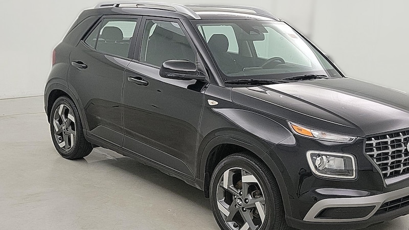 2023 Hyundai Venue SEL Hero Image