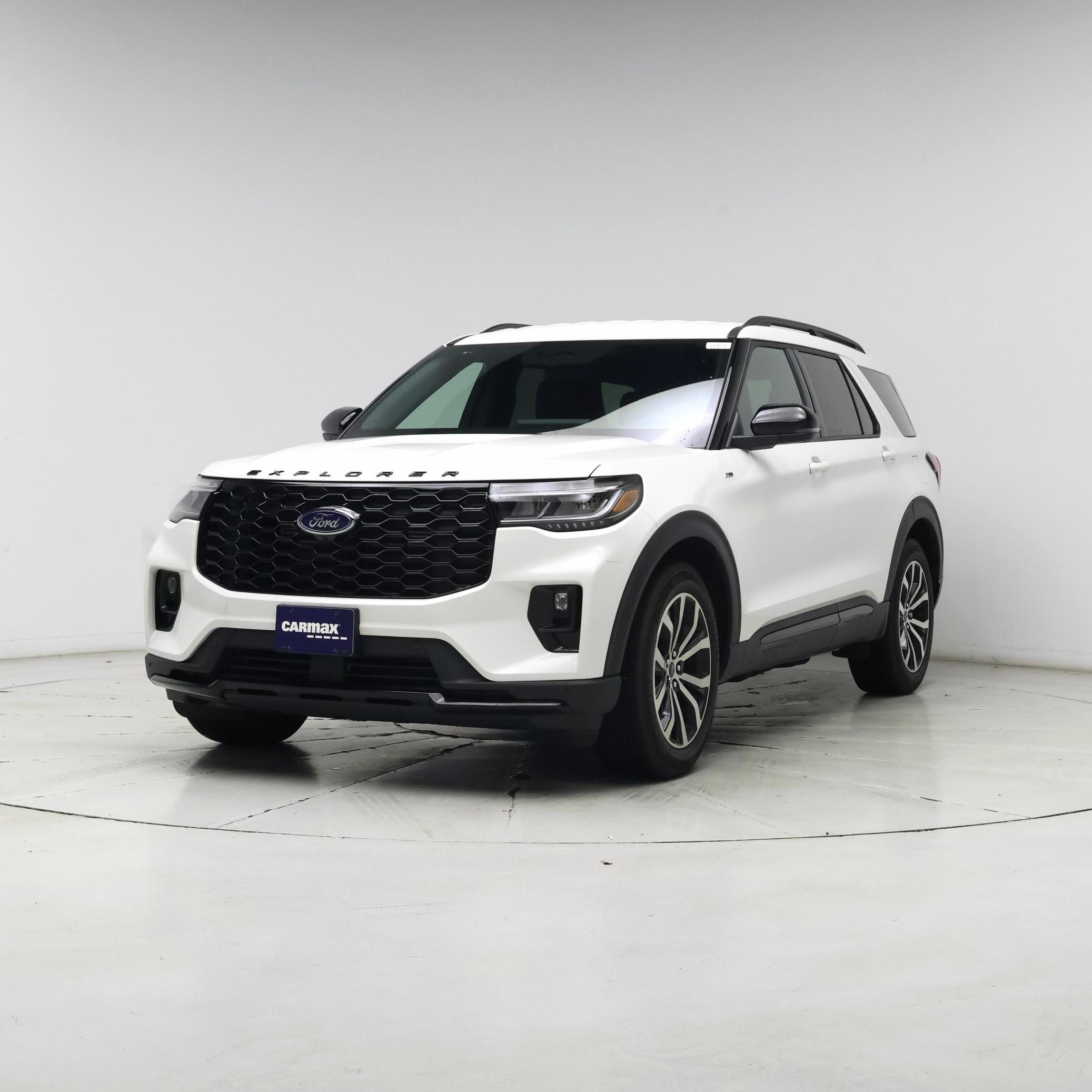 Thumbnail: 2025 Ford Explorer - 4