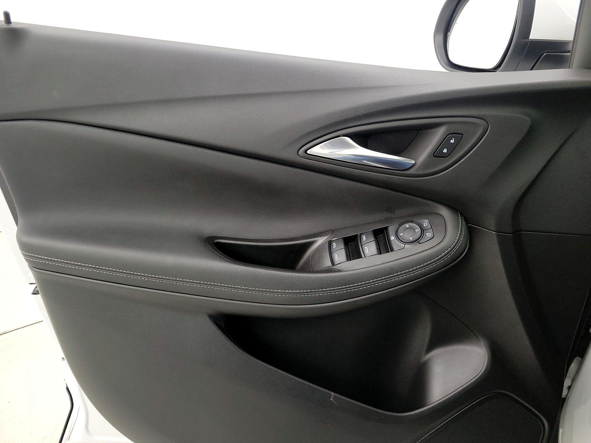 Thumbnail: 2023 Buick Encore GX - 12