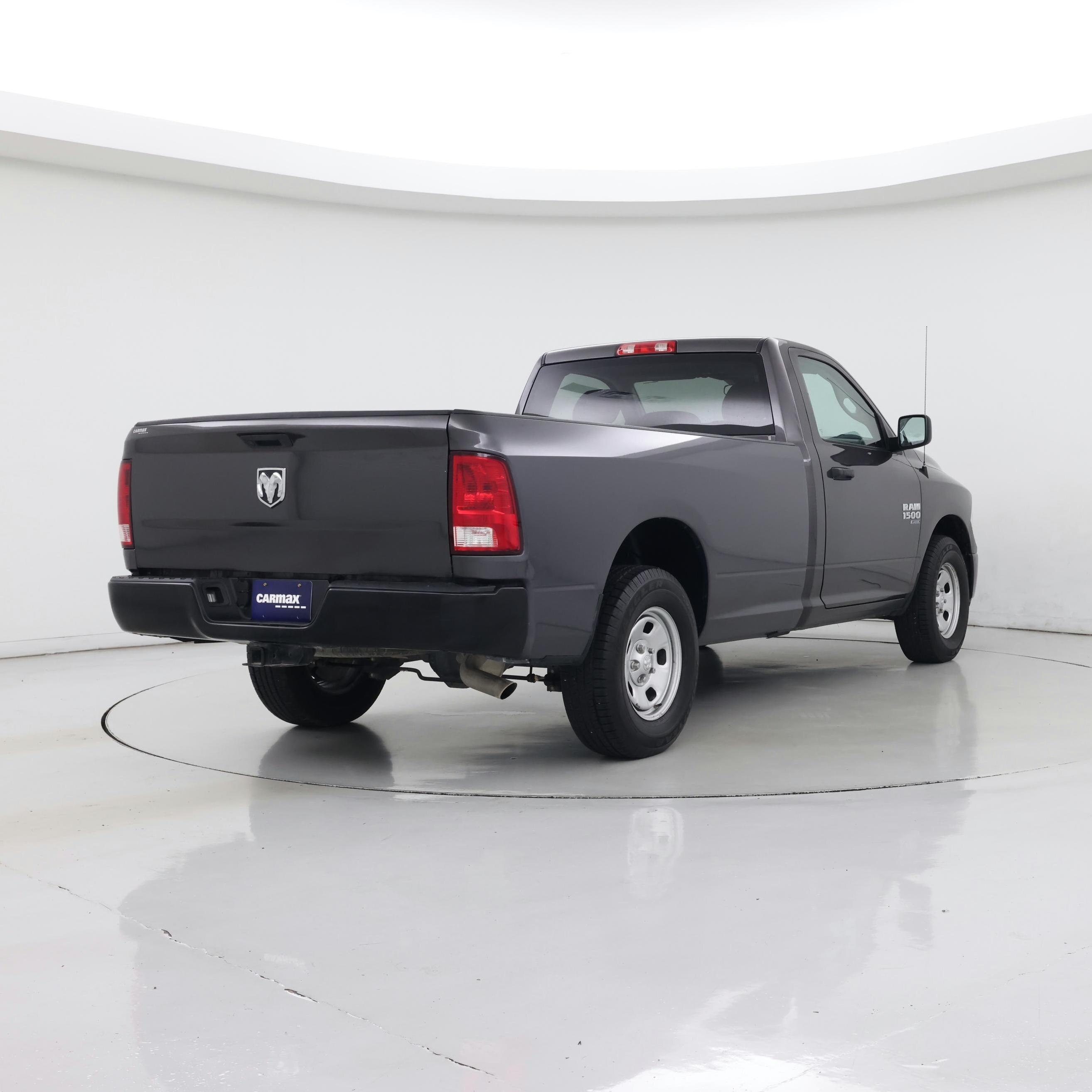 Thumbnail: 2020 RAM 1500 Classic - 8