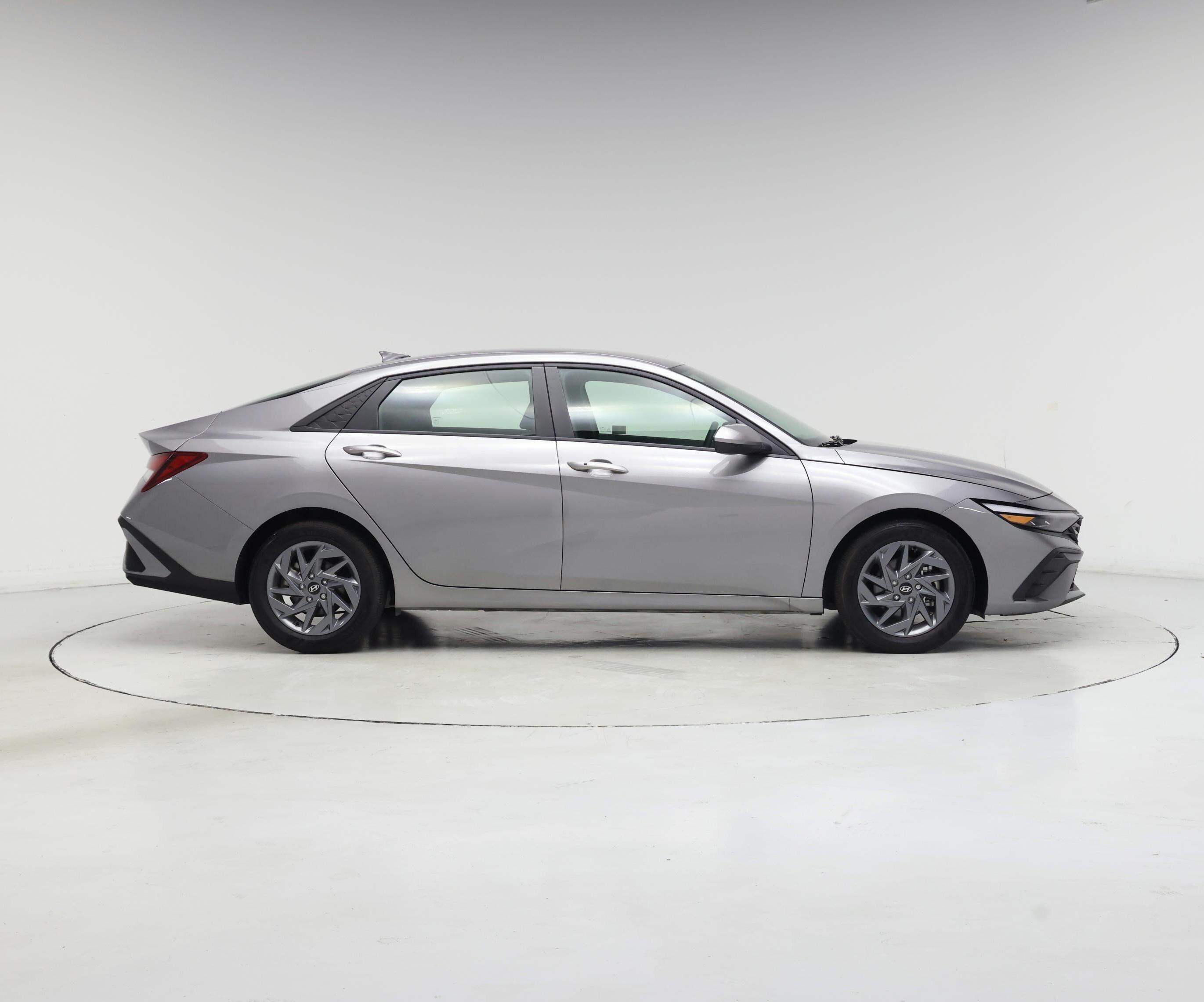 Thumbnail: 2024 Hyundai Elantra - 7