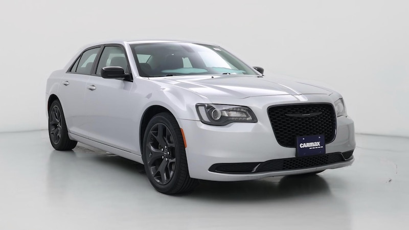 2023 Chrysler 300 Touring Hero Image