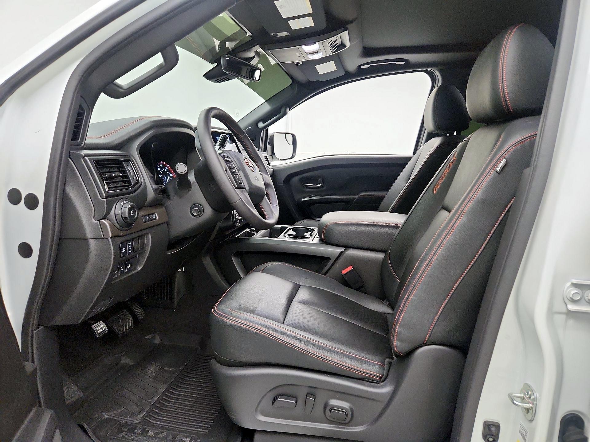Thumbnail: 2024 Nissan Titan - 11