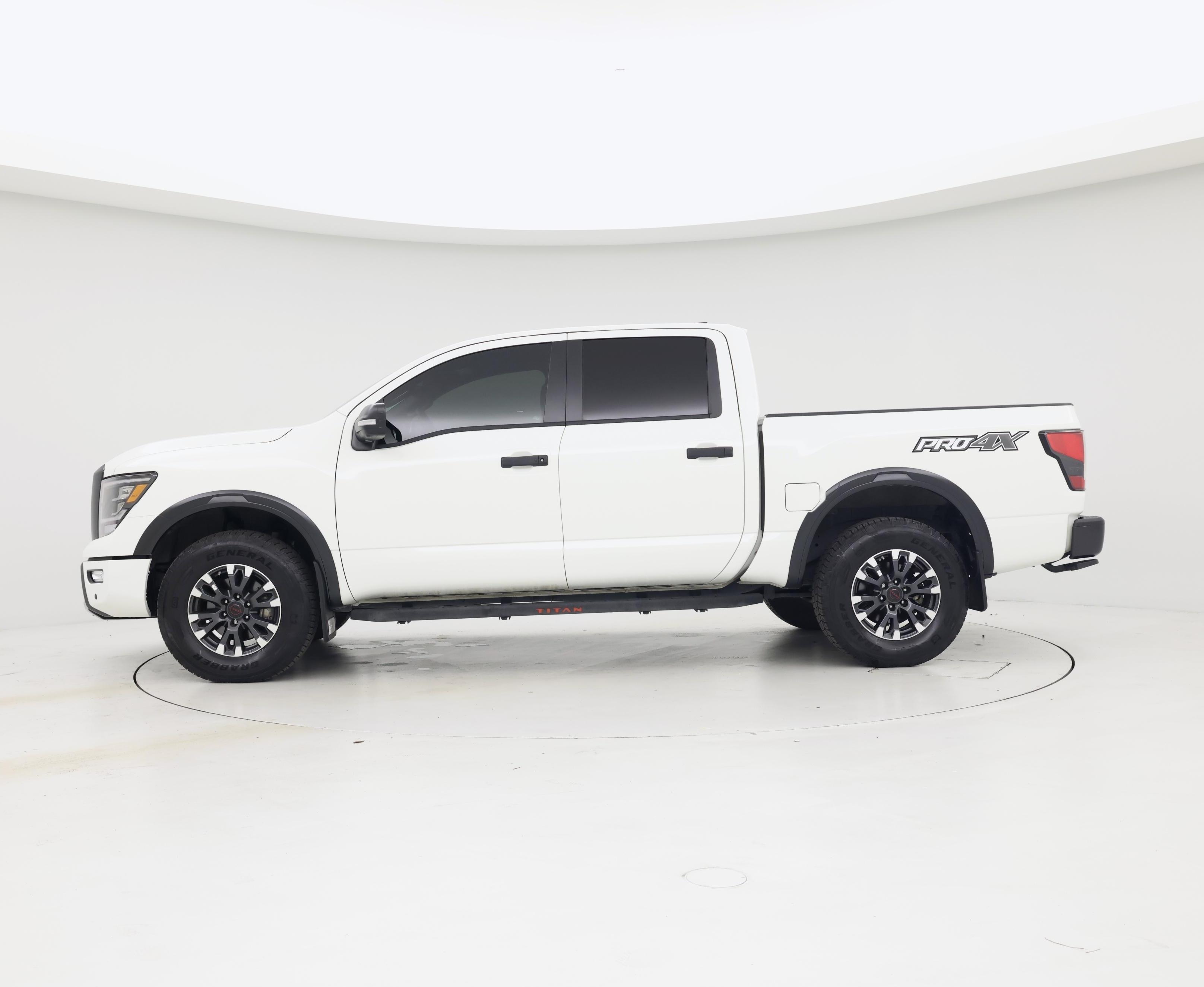 Thumbnail: 2024 Nissan Titan - 3