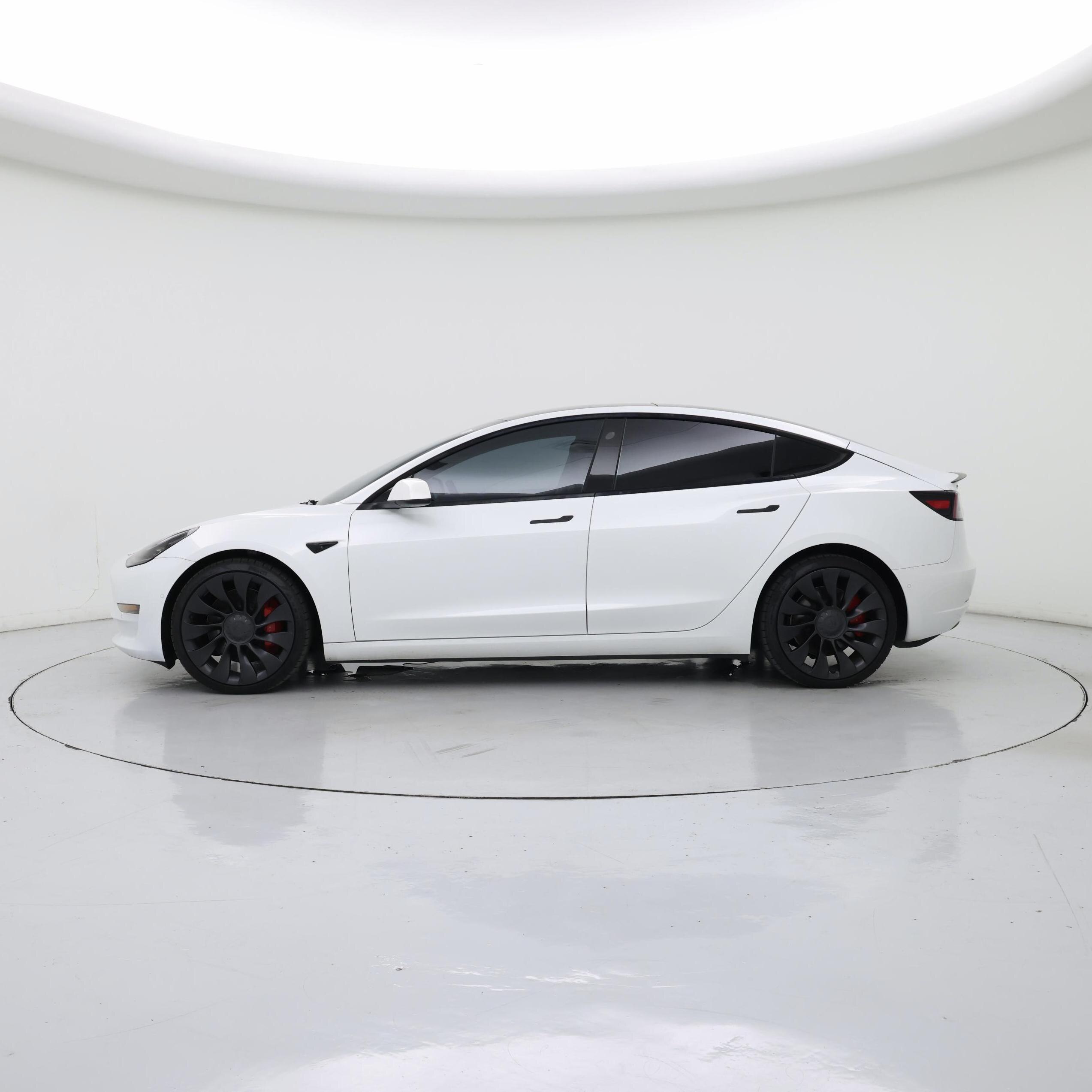 Thumbnail: 2022 Tesla Model 3 - 3