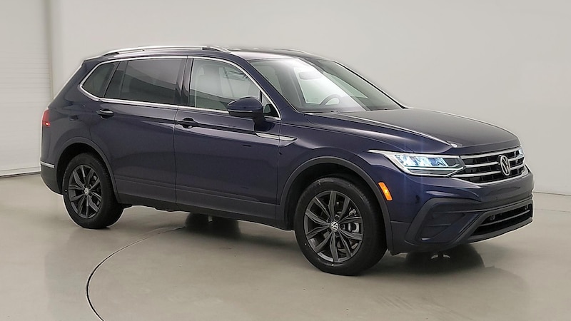 2022 Volkswagen Tiguan SE Hero Image